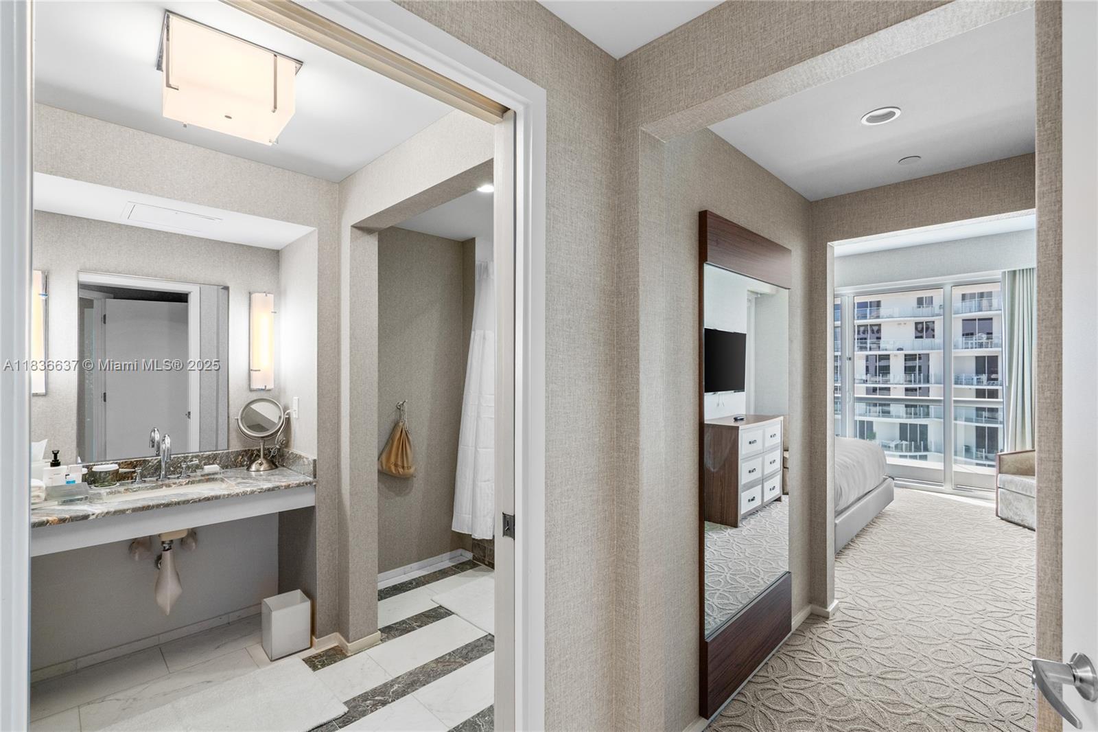 551 FLB CONDOMINIUM RESID - Residential