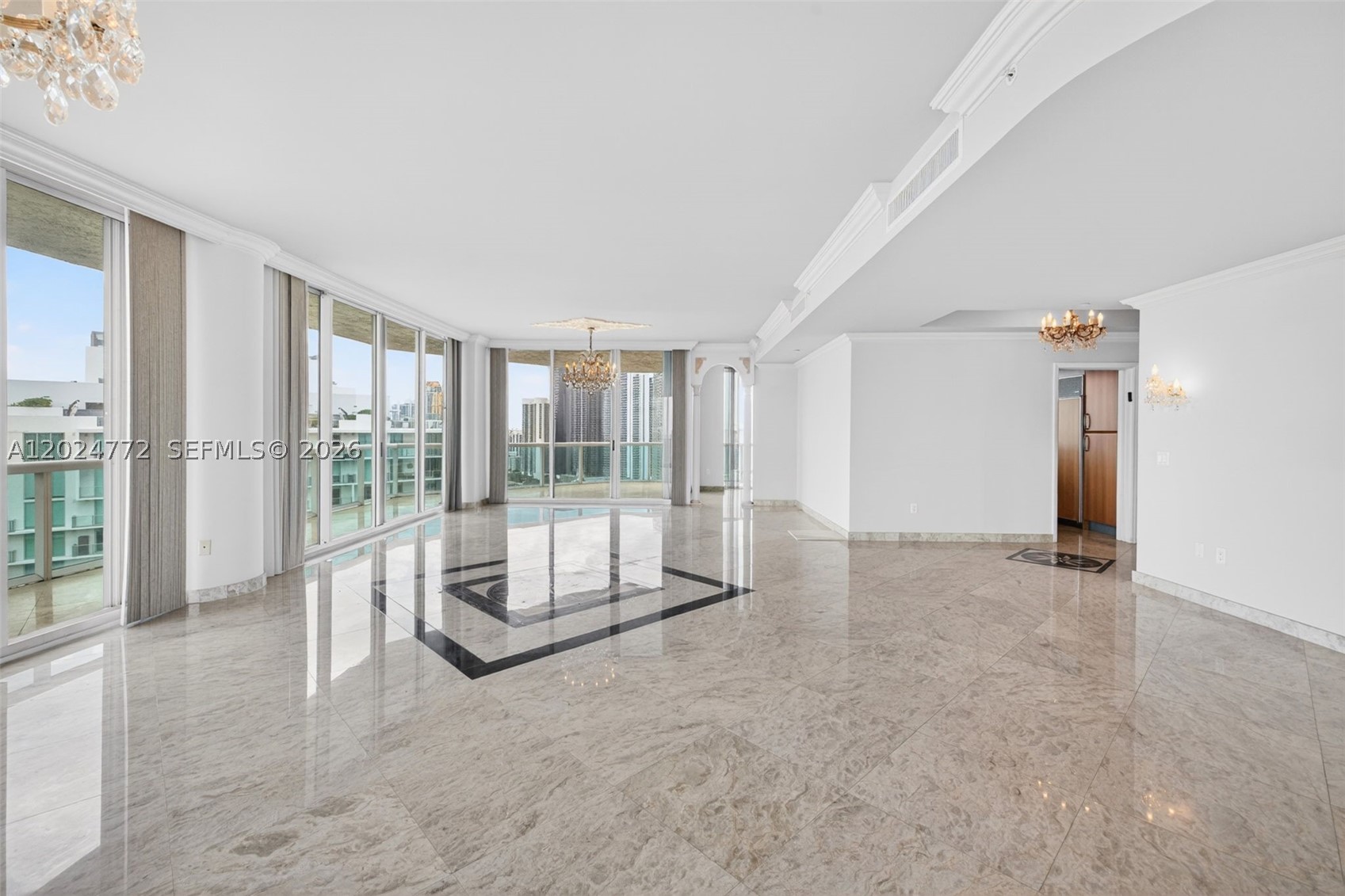 OCEANIA V CONDO - Residential