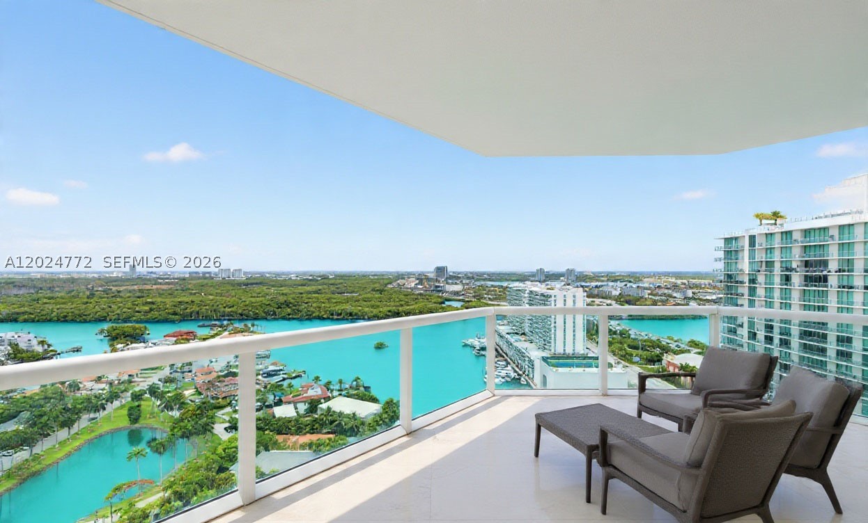 OCEANIA V CONDO - Residential