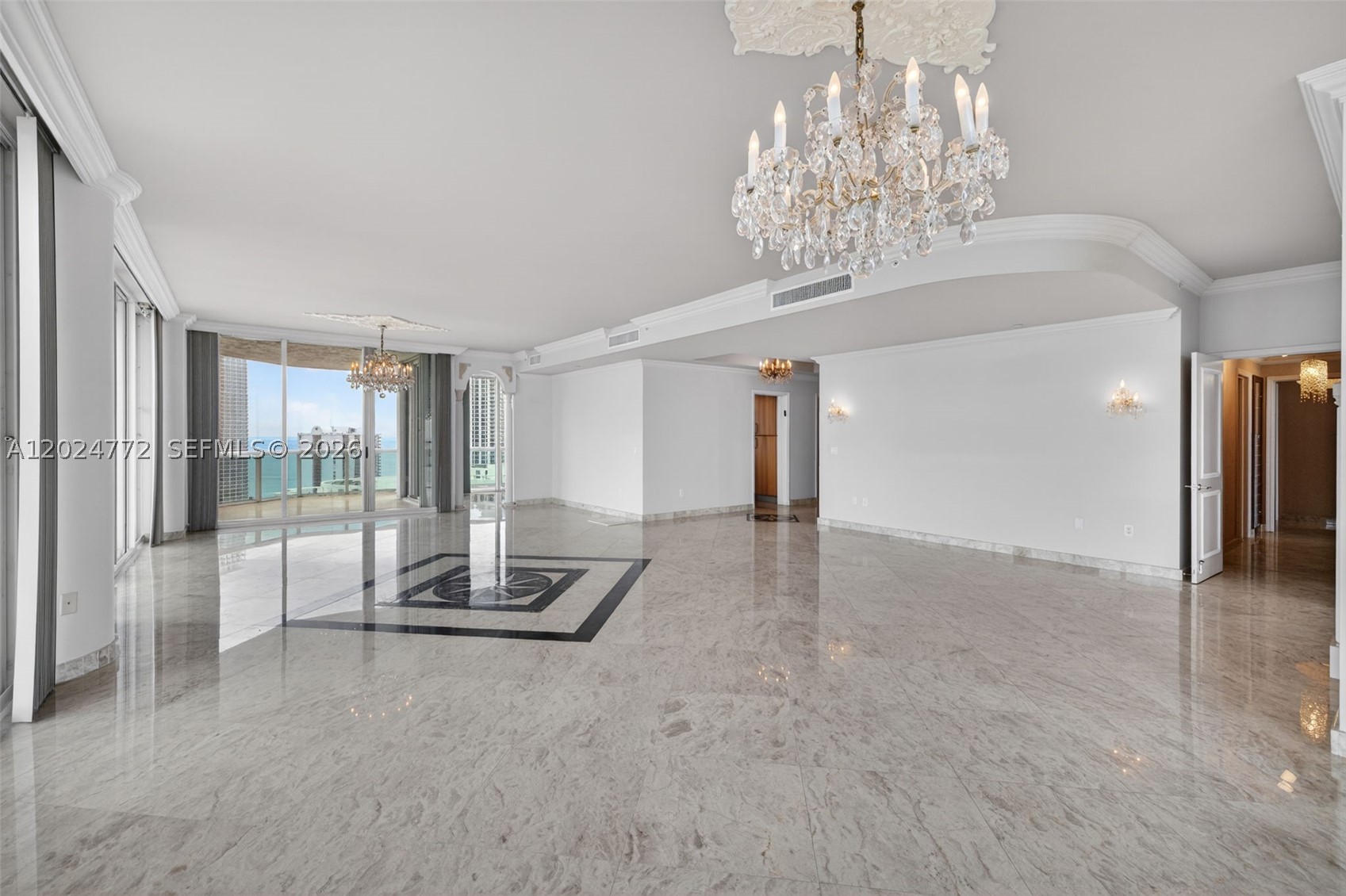 OCEANIA V CONDO - Residential