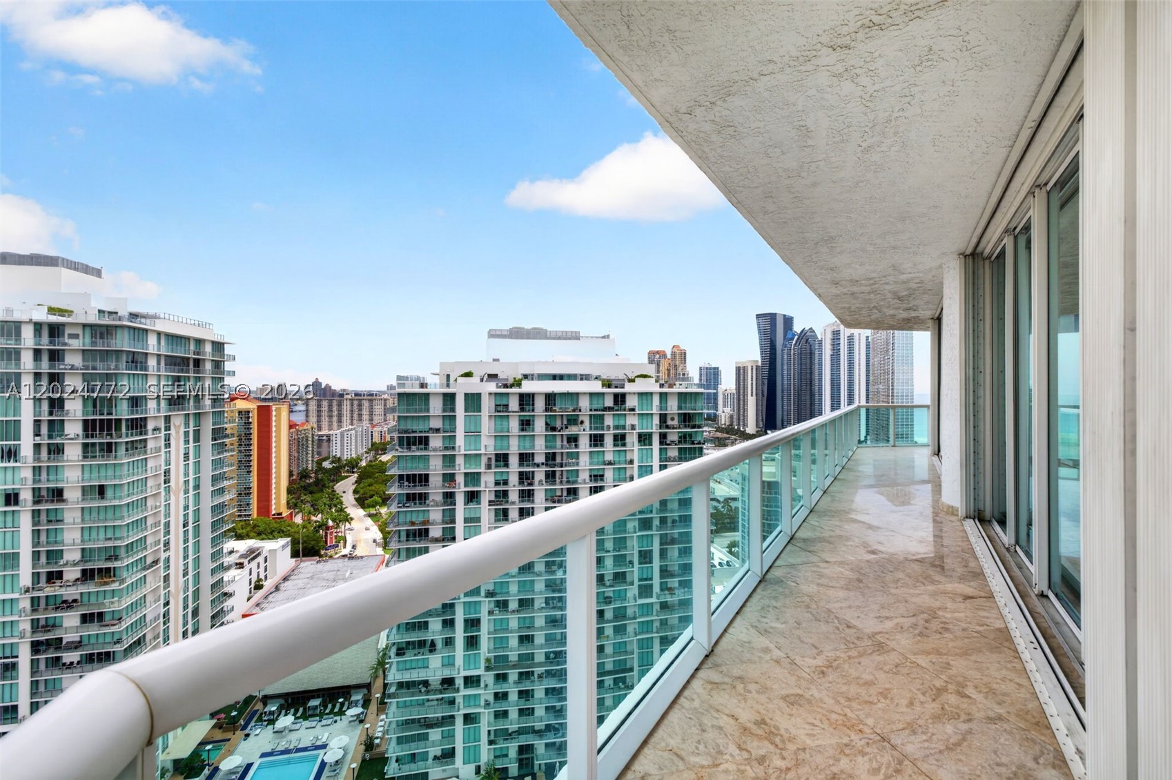 OCEANIA V CONDO - Residential