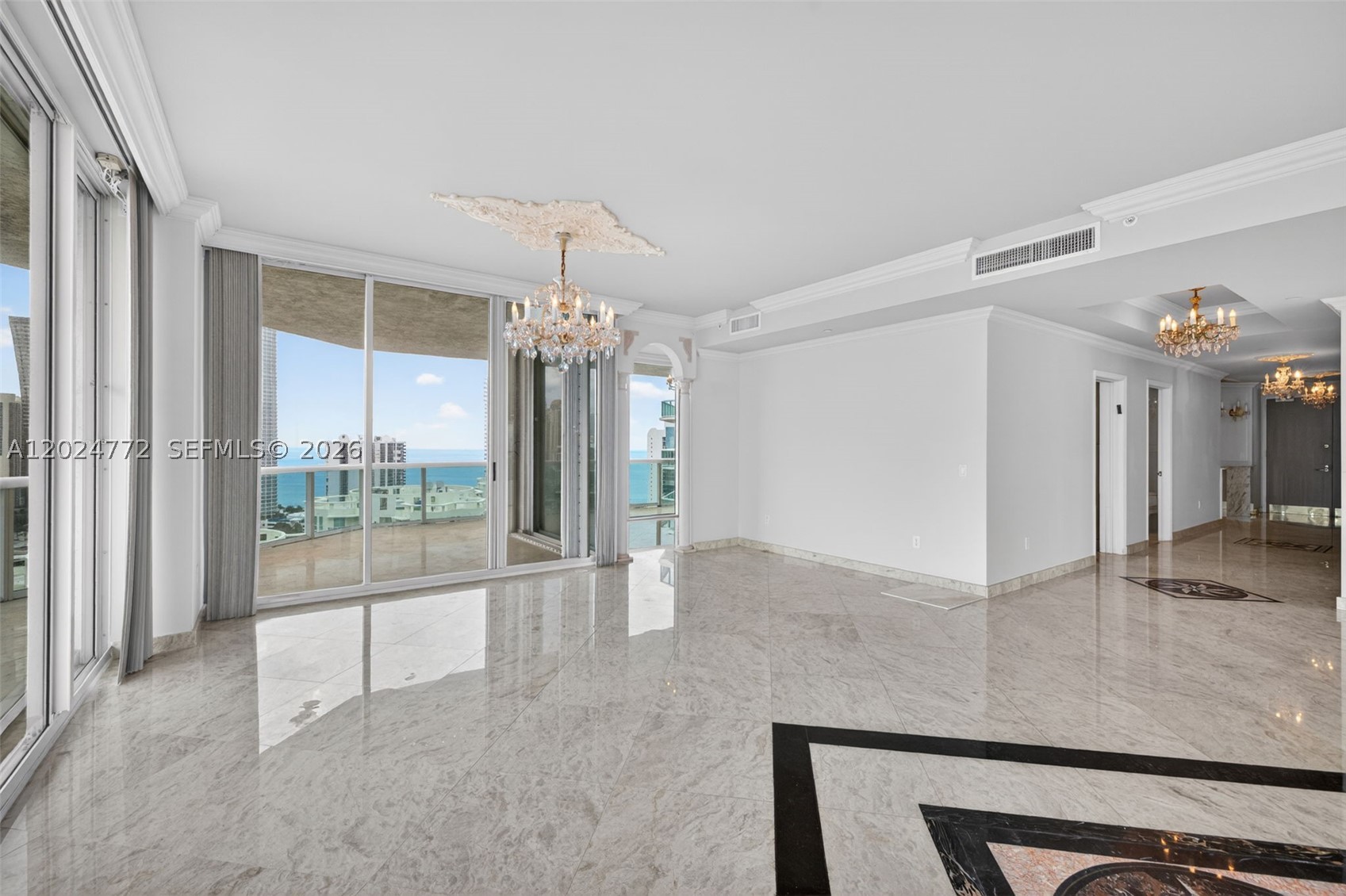 OCEANIA V CONDO - Residential