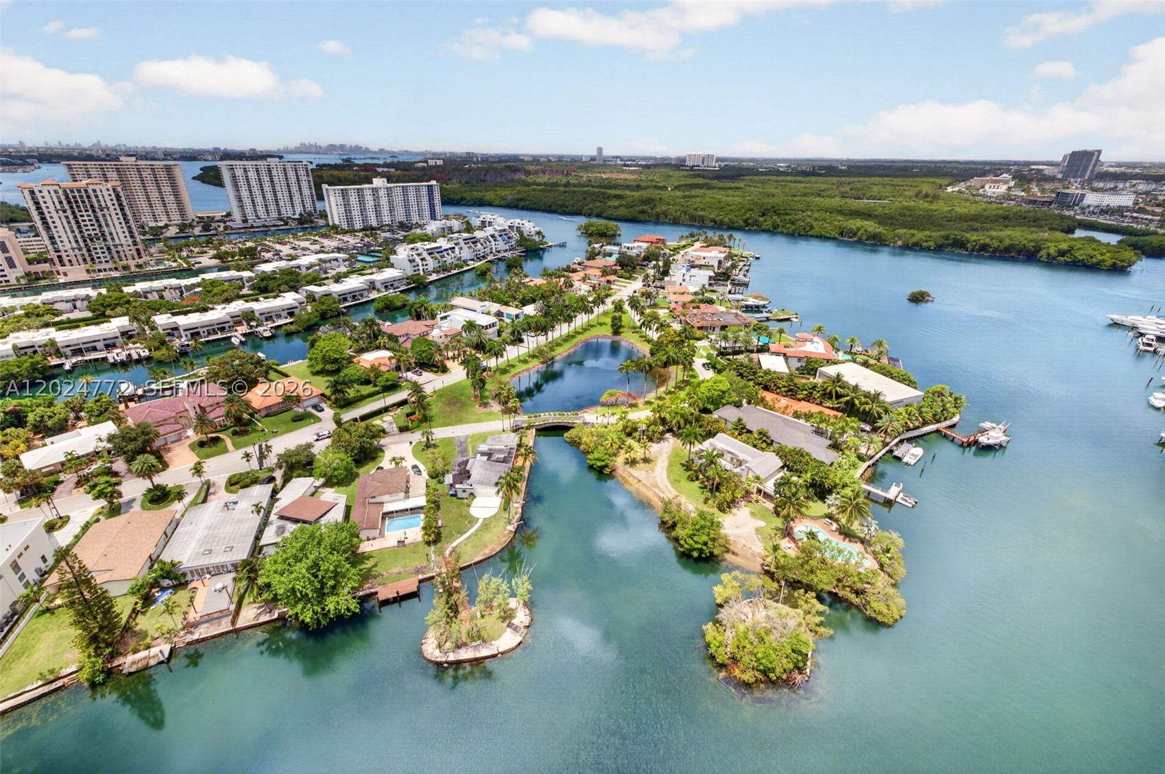 OCEANIA V CONDO - Residential