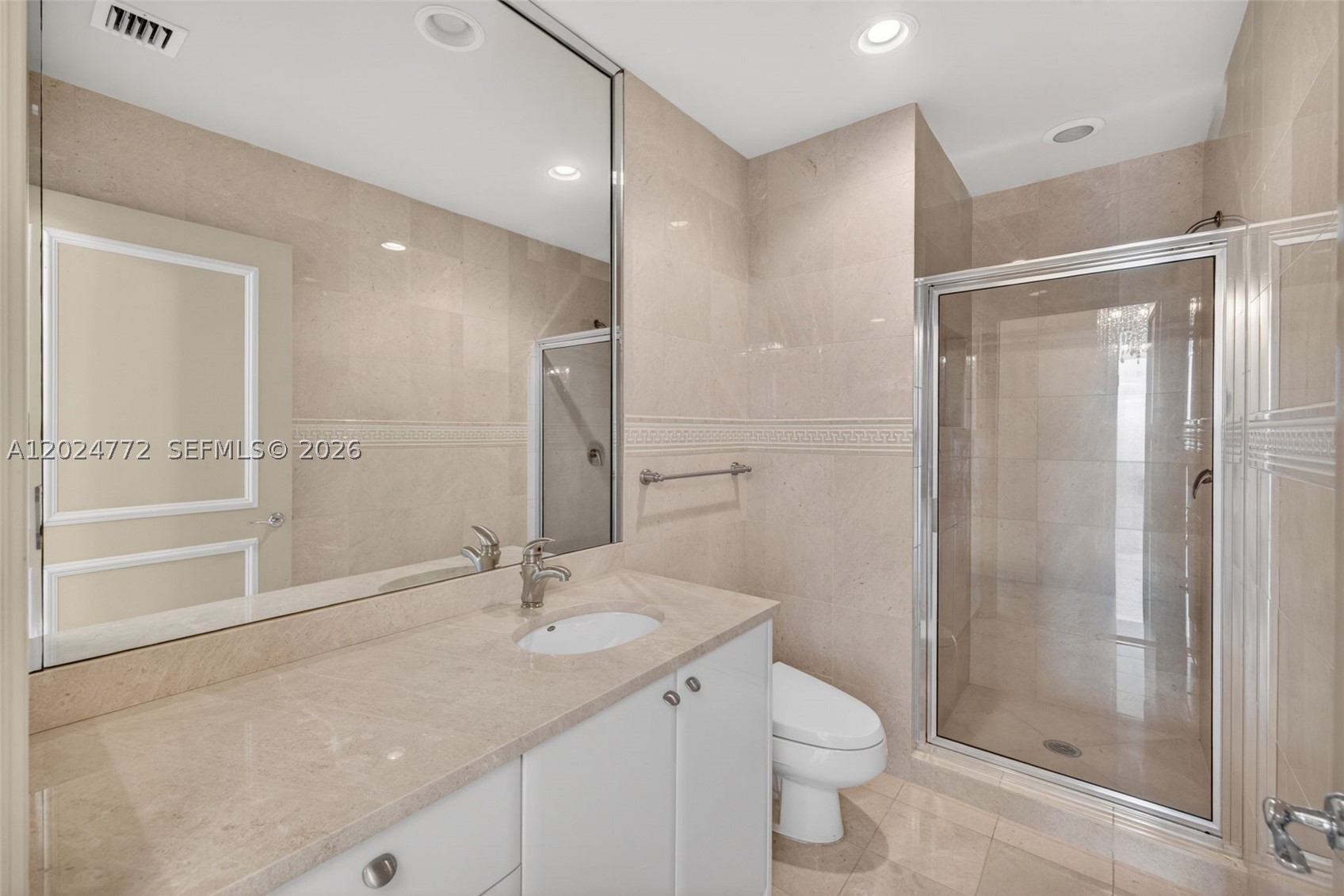 OCEANIA V CONDO - Residential