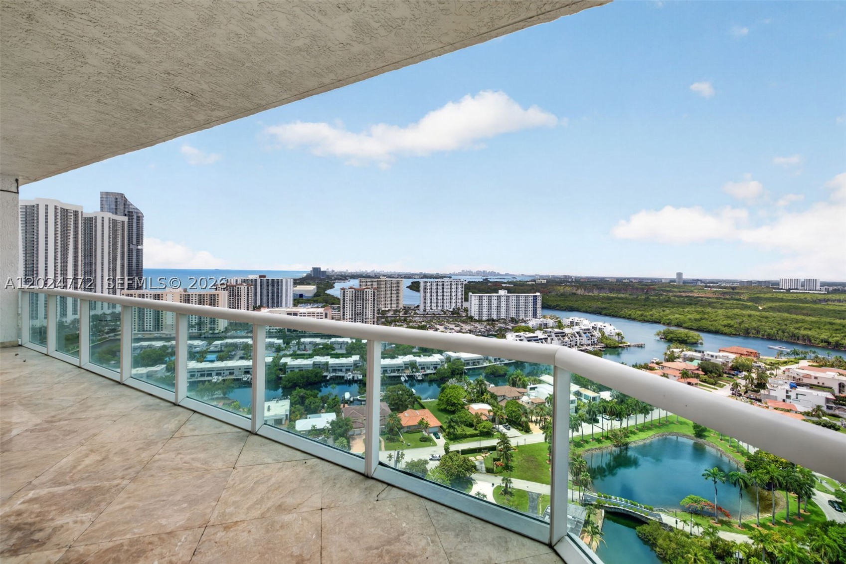 OCEANIA V CONDO - Residential
