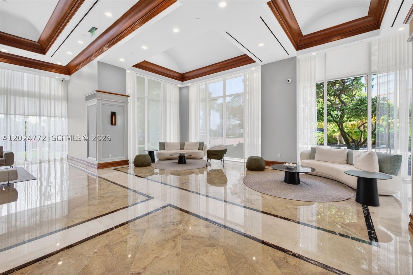 OCEANIA V CONDO - Residential