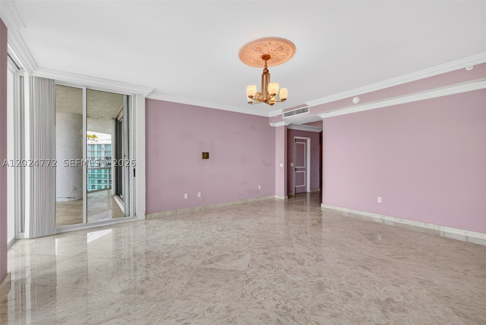 OCEANIA V CONDO - Residential