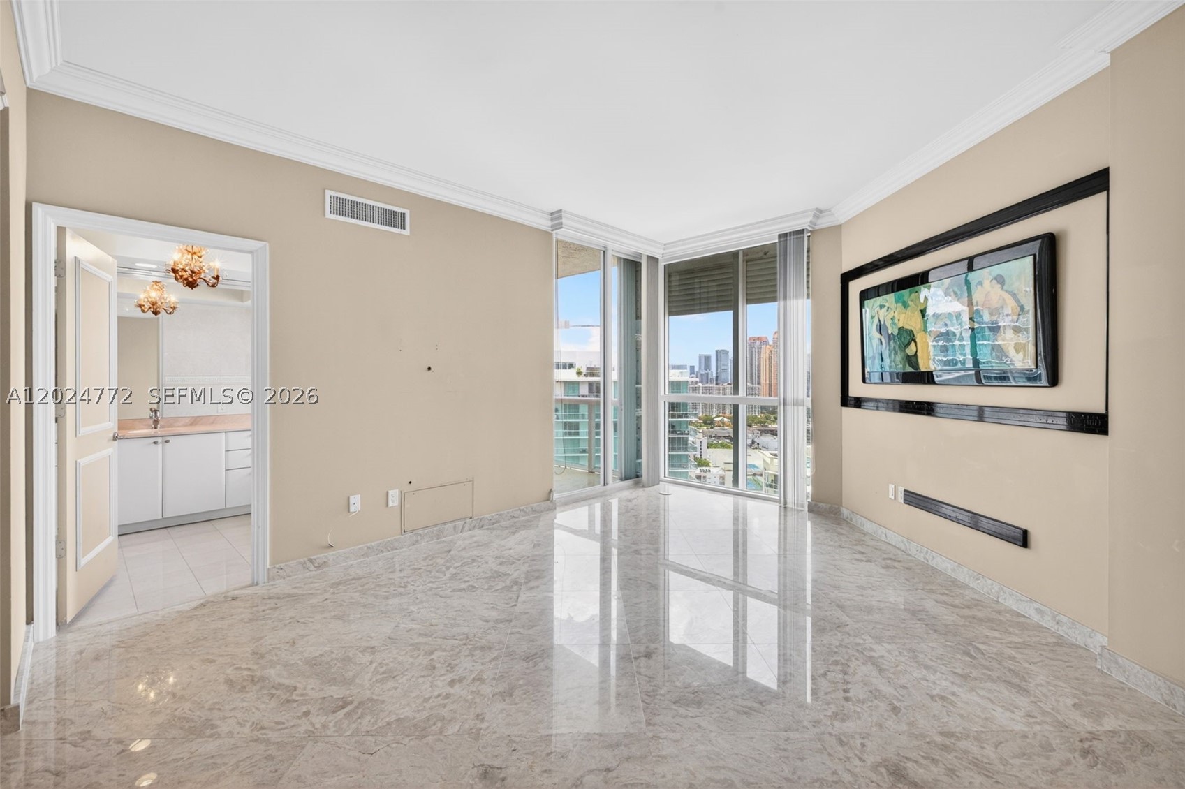 OCEANIA V CONDO - Residential