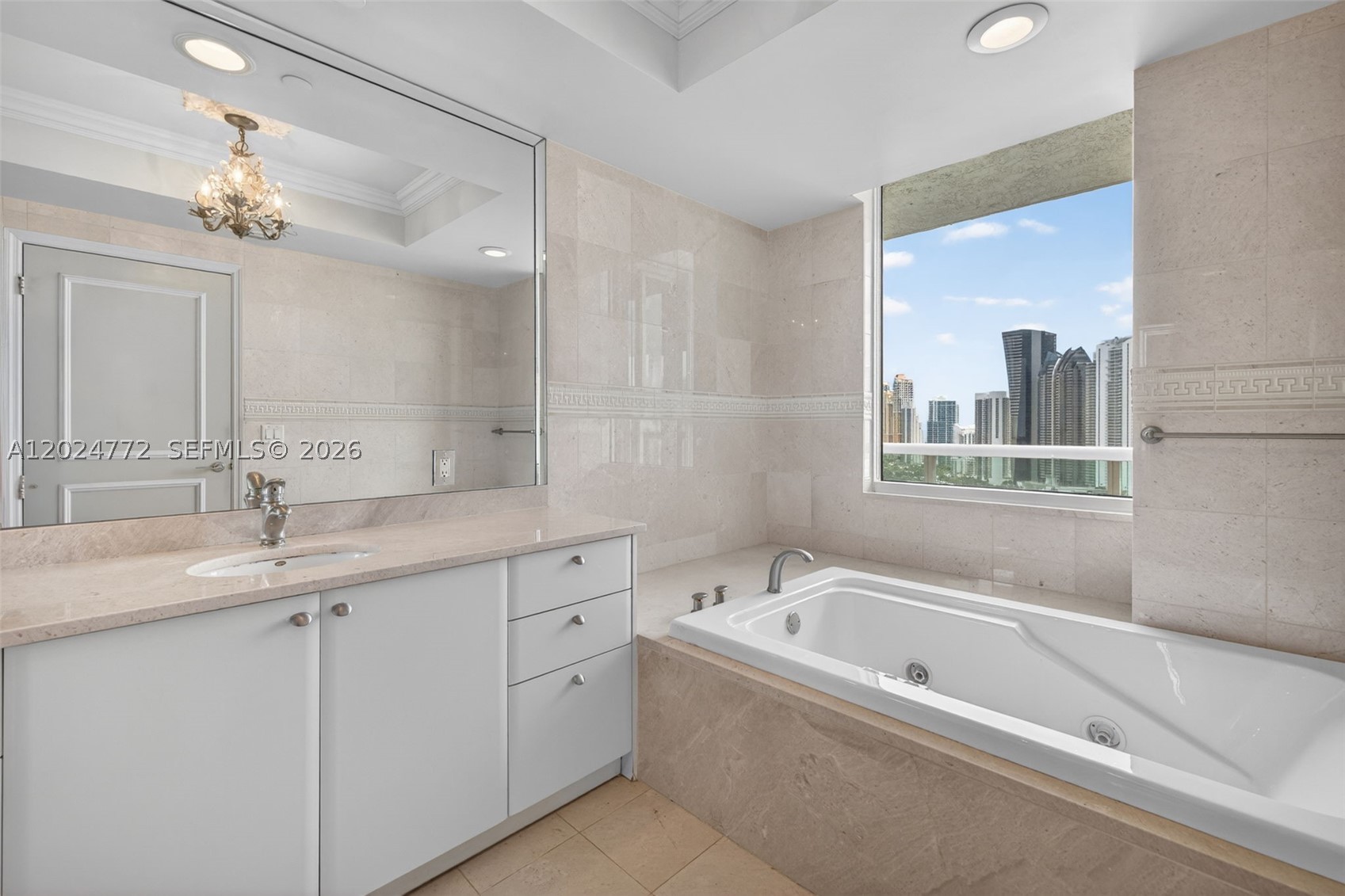 OCEANIA V CONDO - Residential