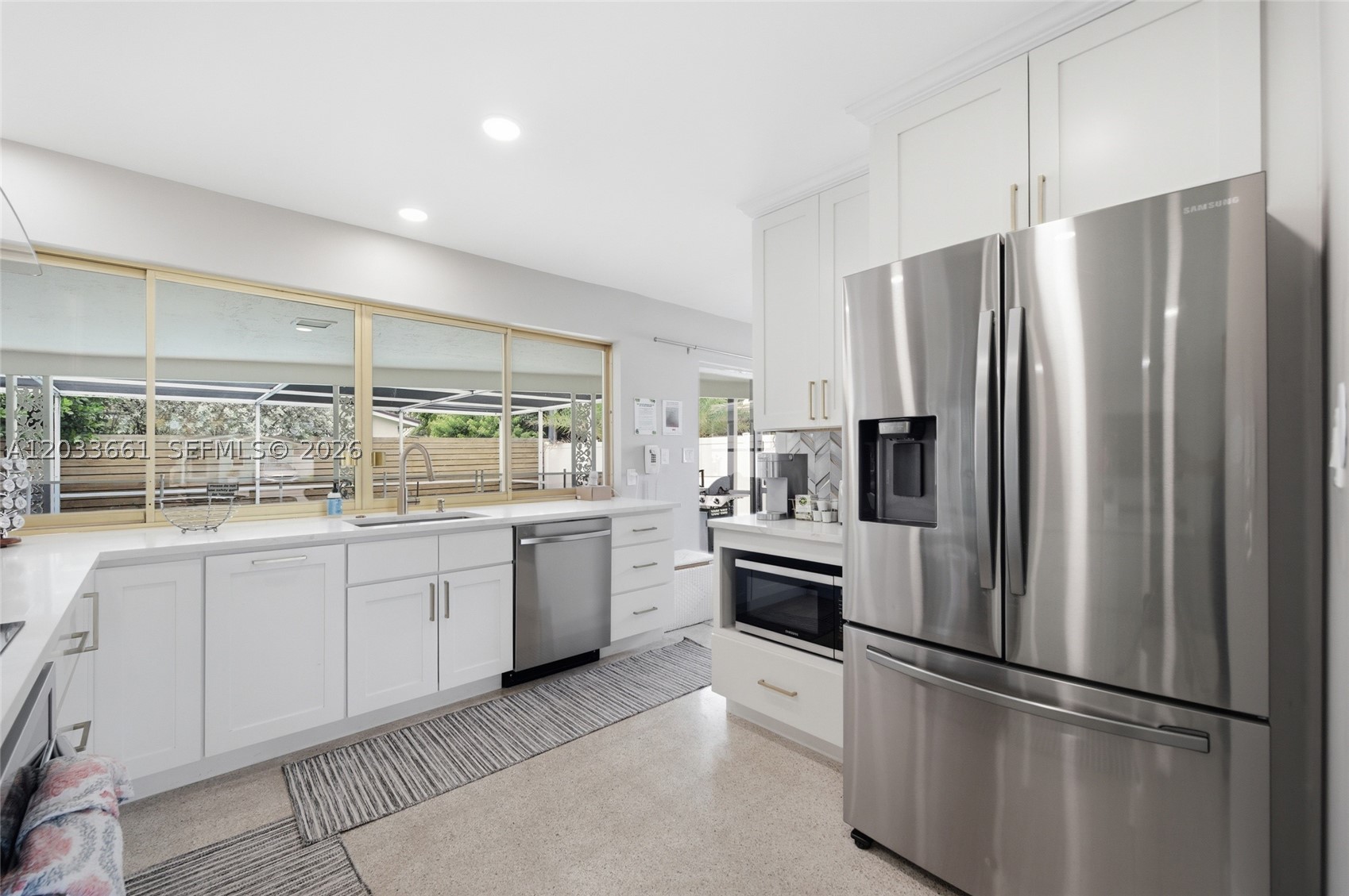 IMPERIAL POINT 2 SEC - Residential
