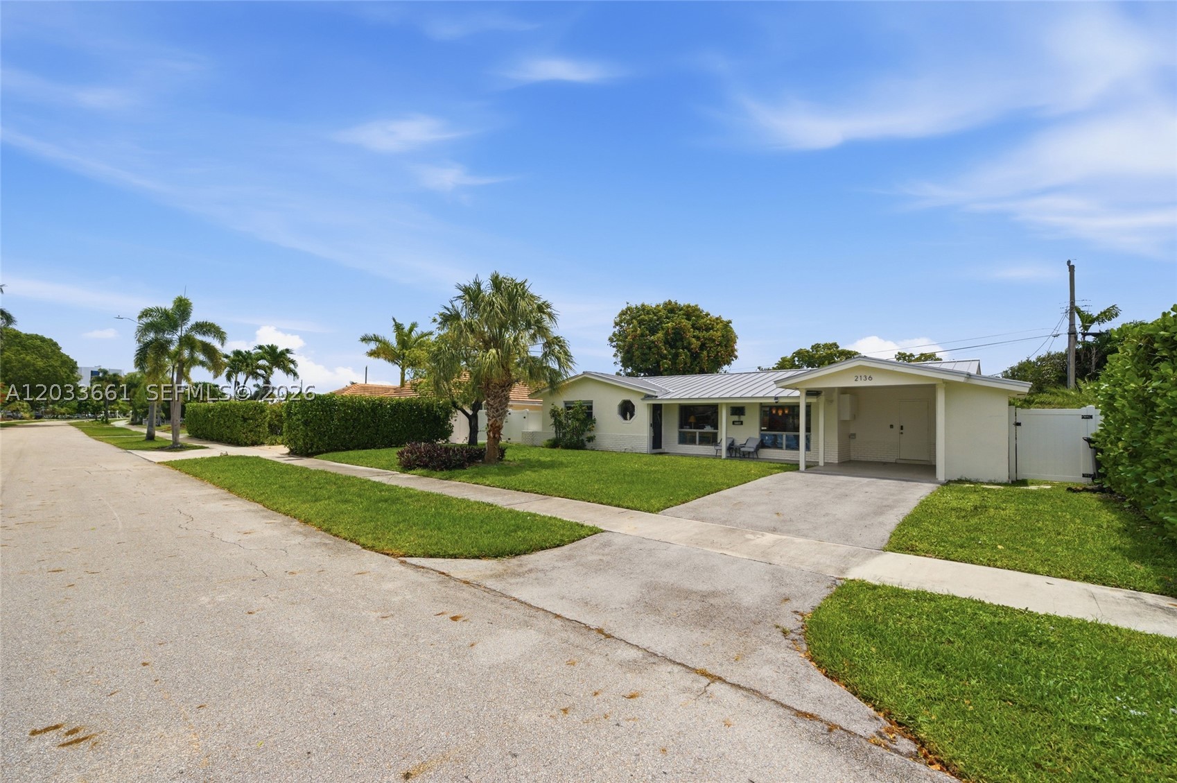 IMPERIAL POINT 2 SEC - Residential