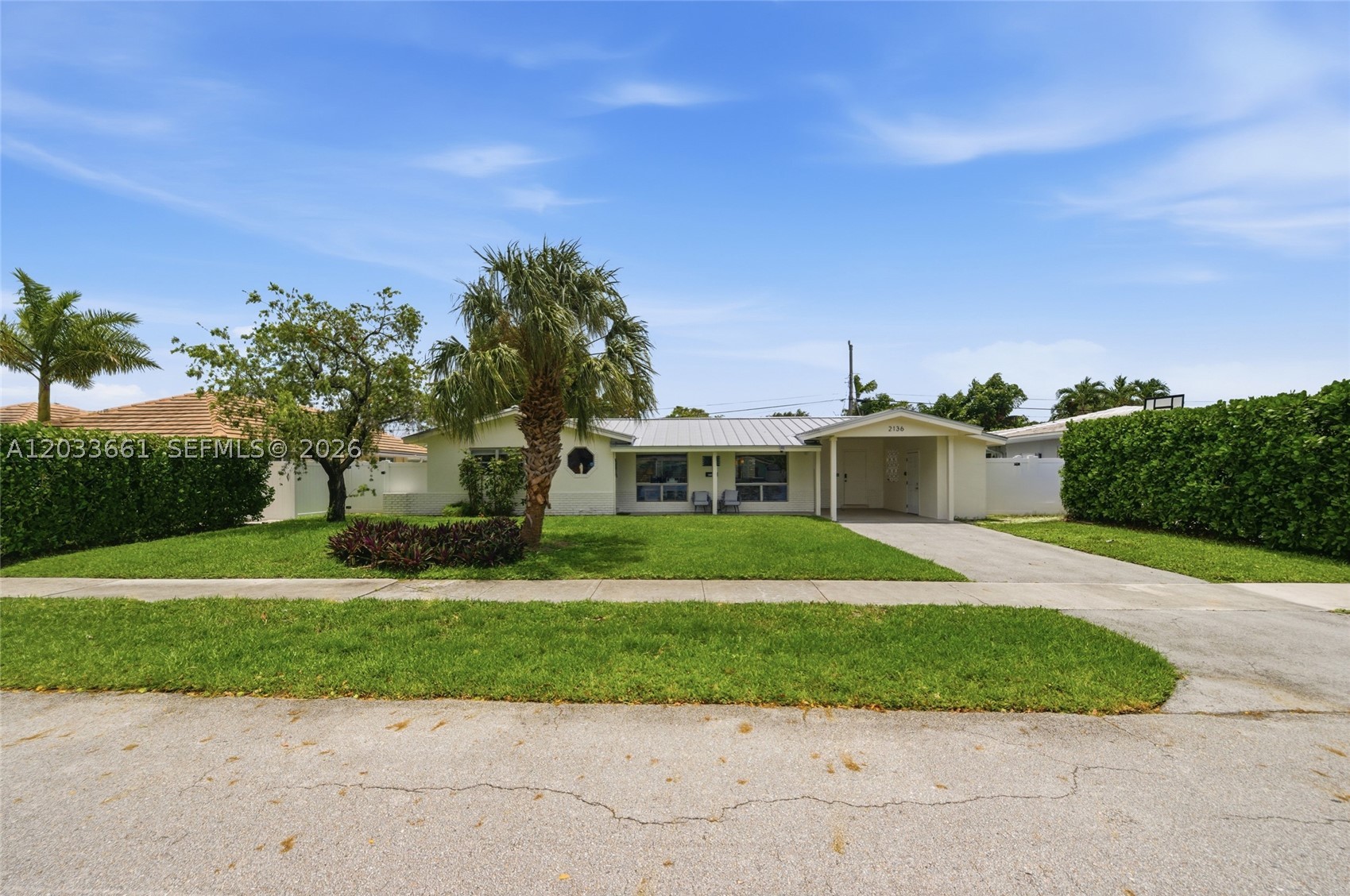 IMPERIAL POINT 2 SEC - Residential