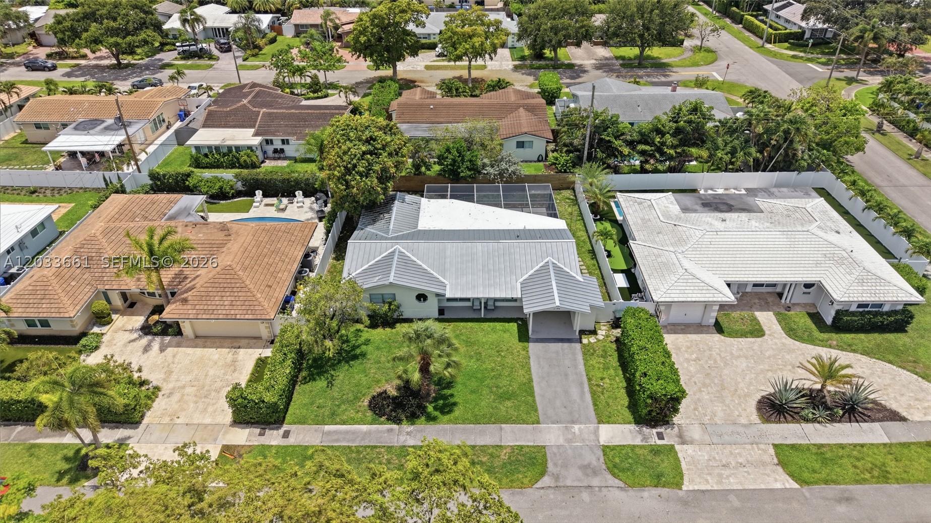 IMPERIAL POINT 2 SEC - Residential