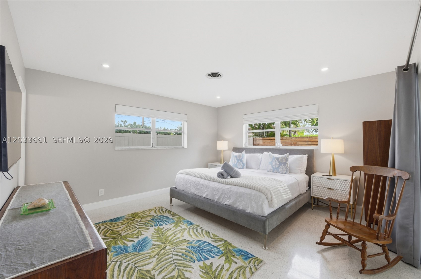 IMPERIAL POINT 2 SEC - Residential