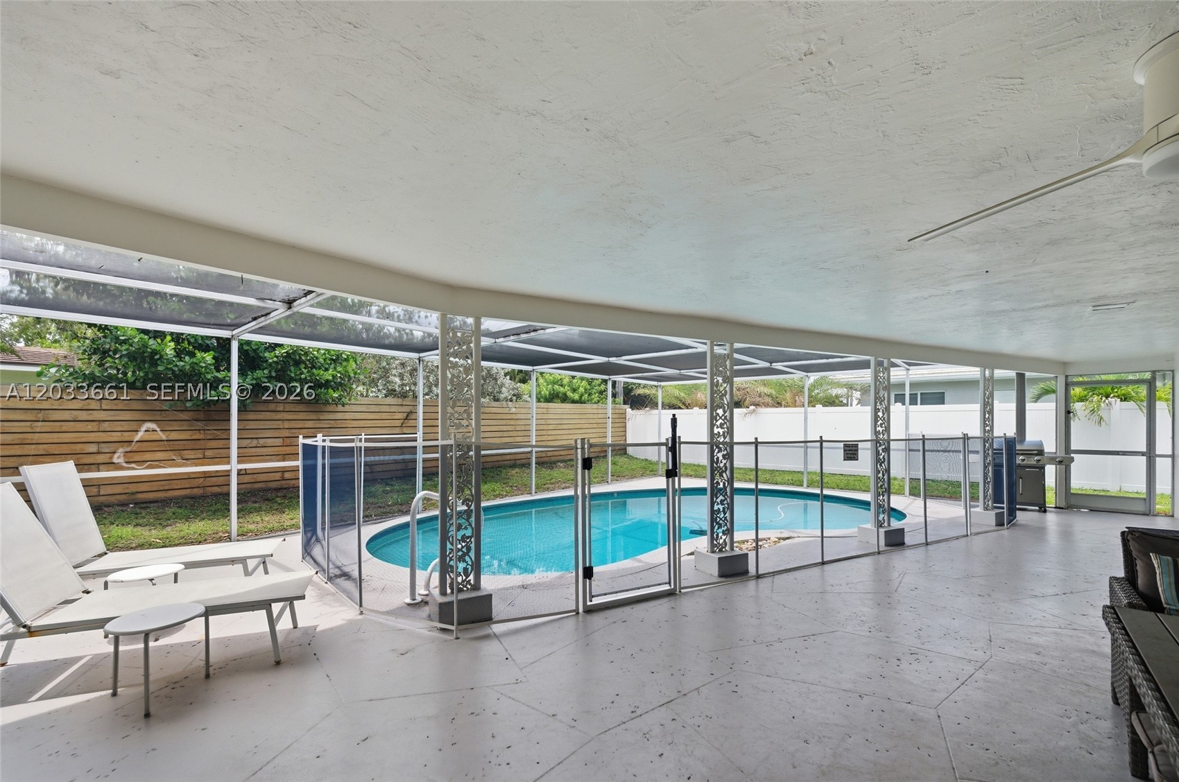 IMPERIAL POINT 2 SEC - Residential