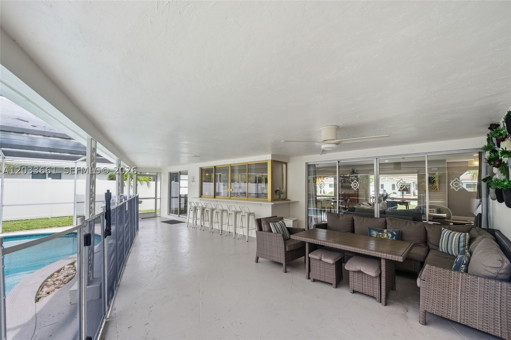 IMPERIAL POINT 2 SEC - Residential