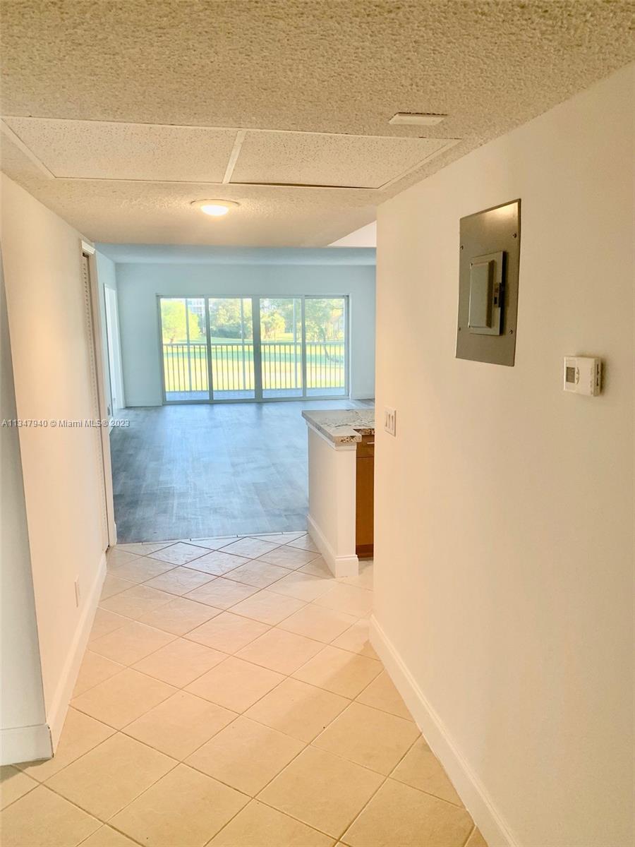 NO 2 PALM-AIRE COUNTRY CL - Residential
