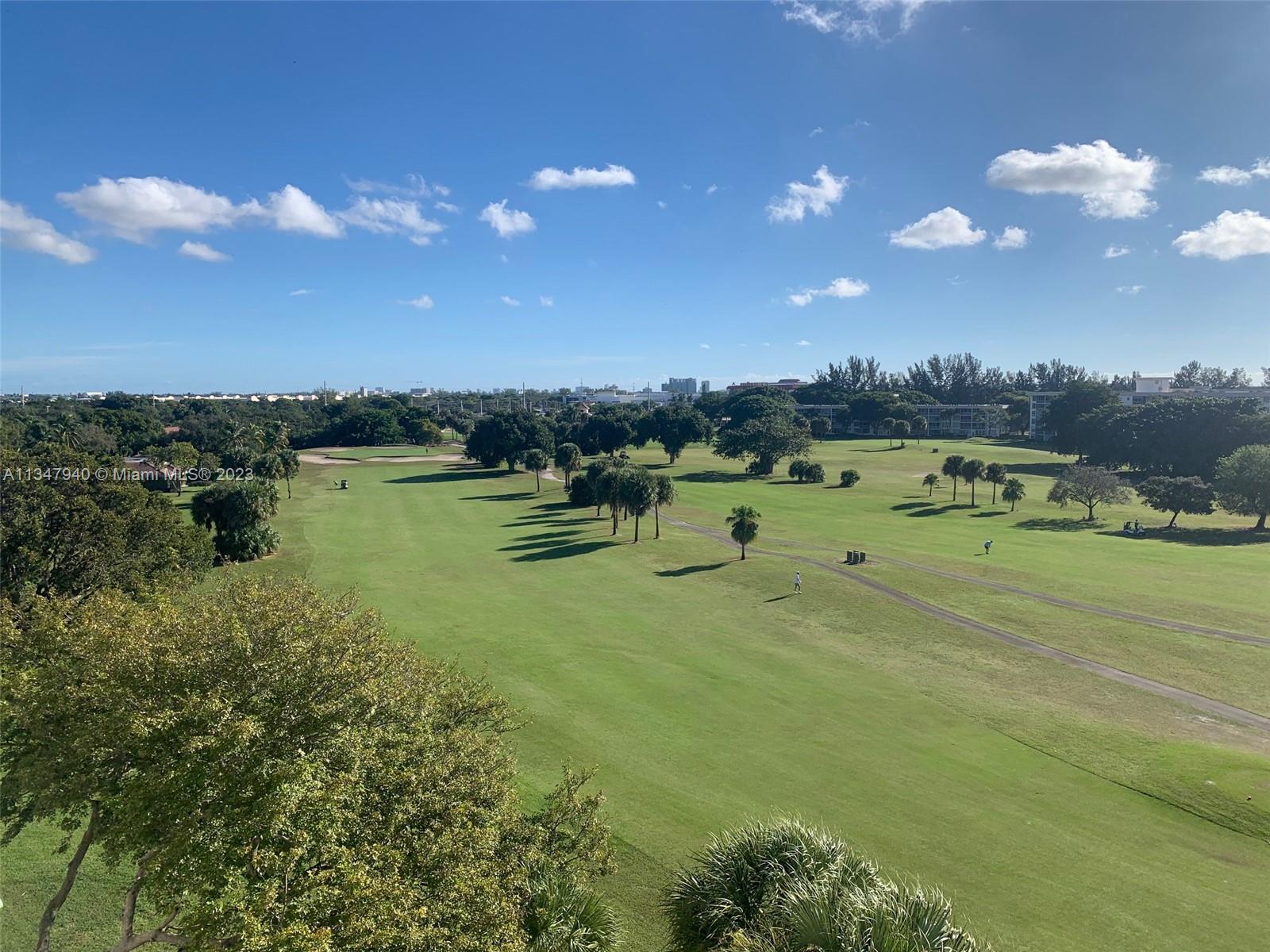 NO 2 PALM-AIRE COUNTRY CL - Residential