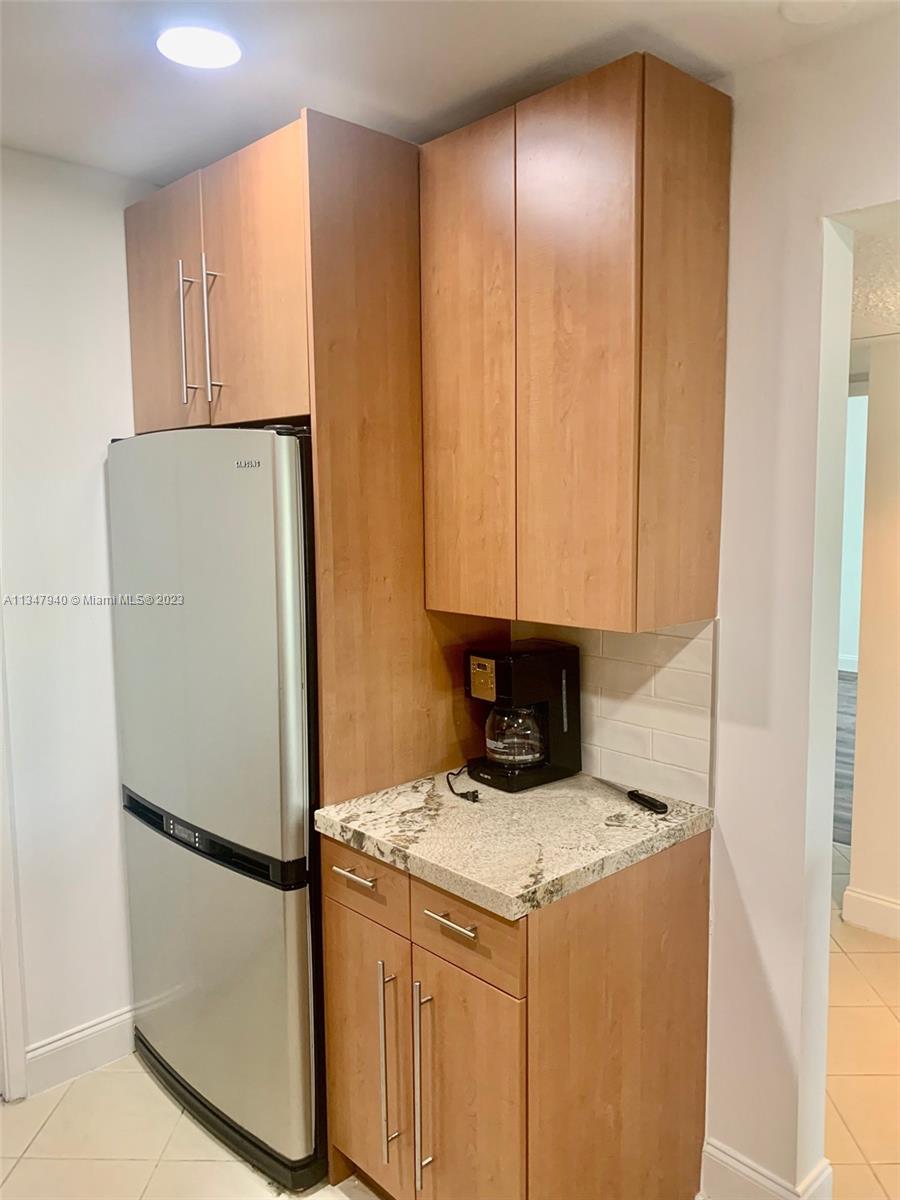 NO 2 PALM-AIRE COUNTRY CL - Residential