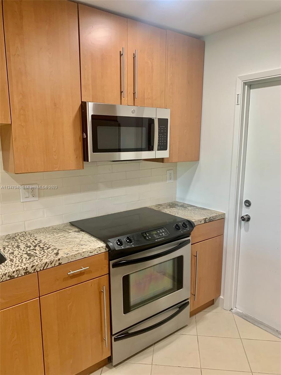 NO 2 PALM-AIRE COUNTRY CL - Residential