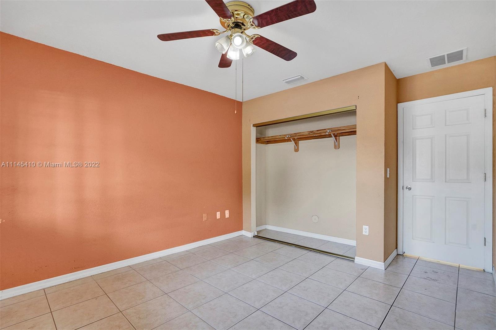HIALEAH HEIGHTS - Residential