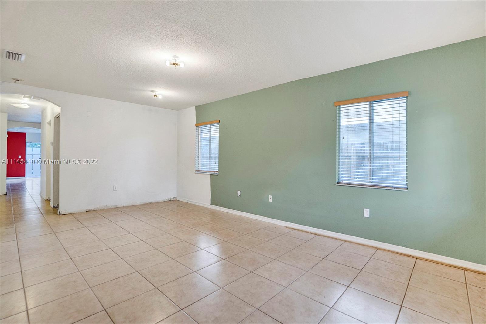 HIALEAH HEIGHTS - Residential