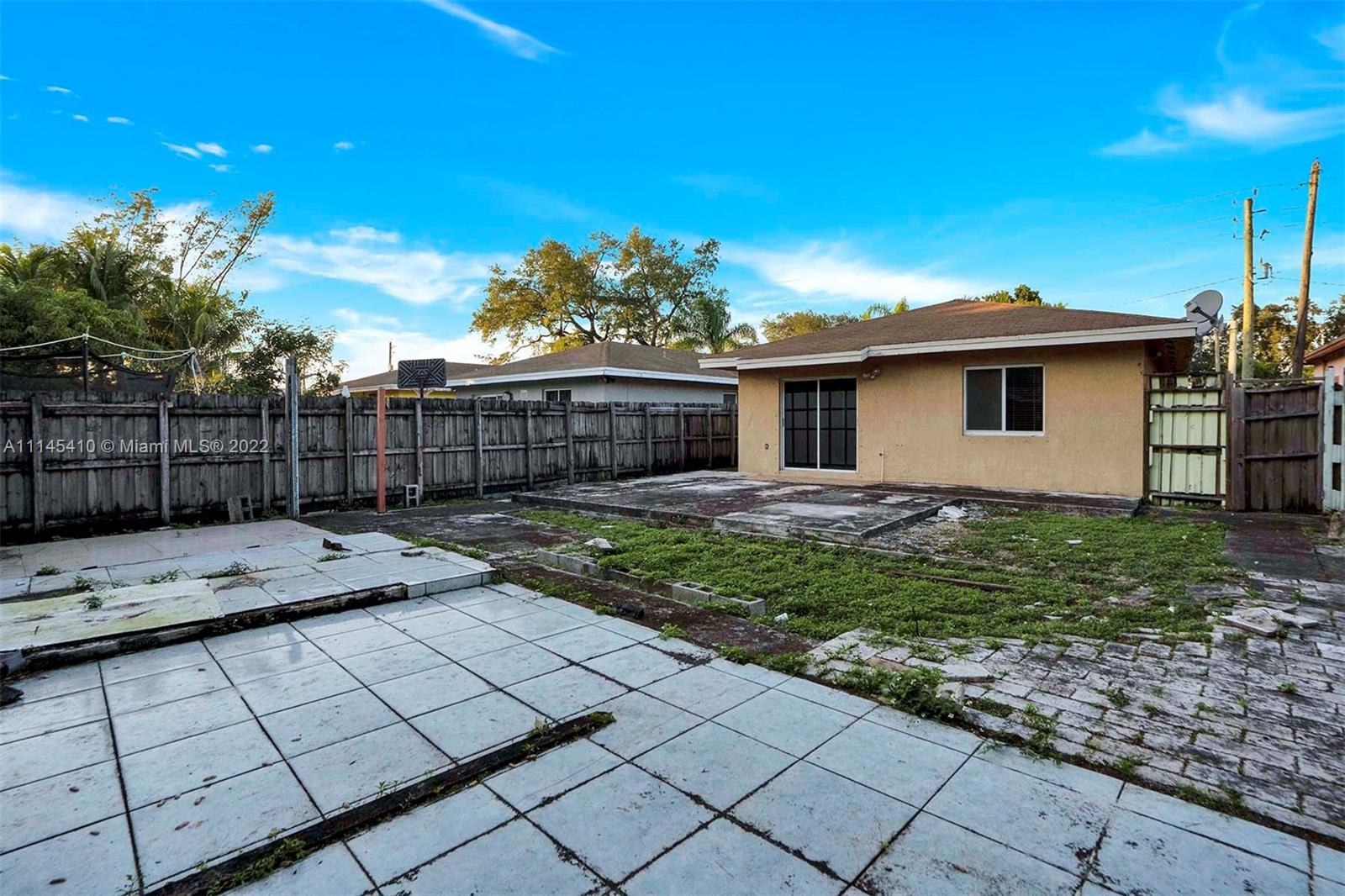 HIALEAH HEIGHTS - Residential