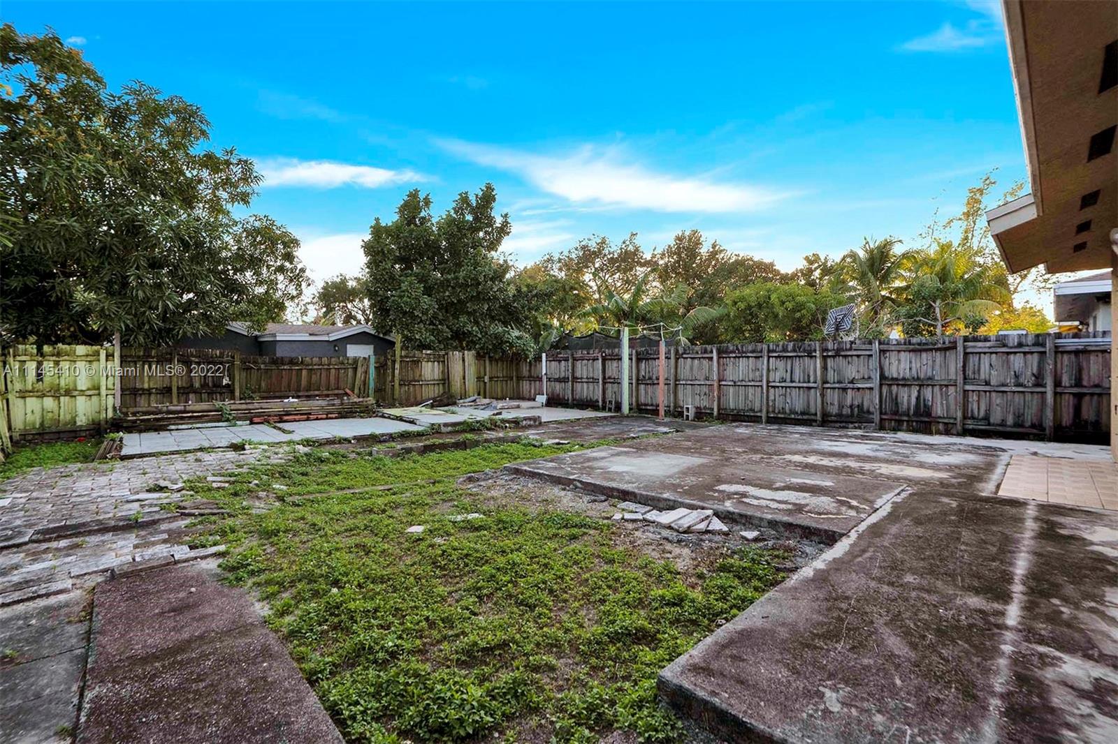 HIALEAH HEIGHTS - Residential