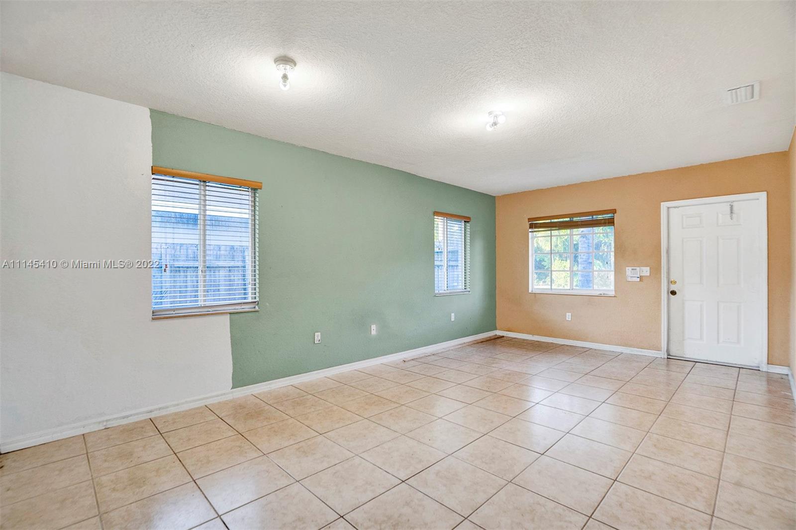 HIALEAH HEIGHTS - Residential
