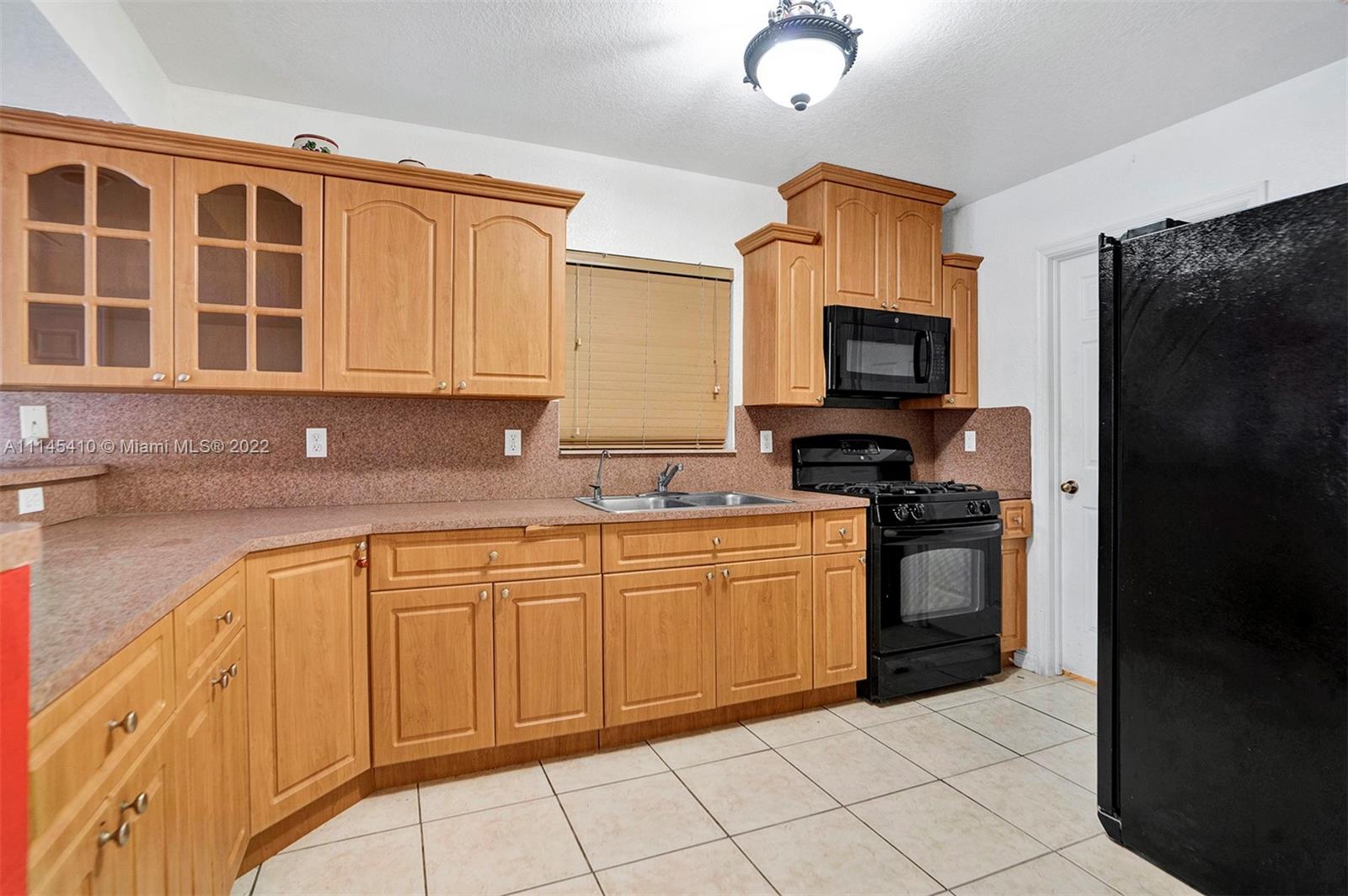 HIALEAH HEIGHTS - Residential