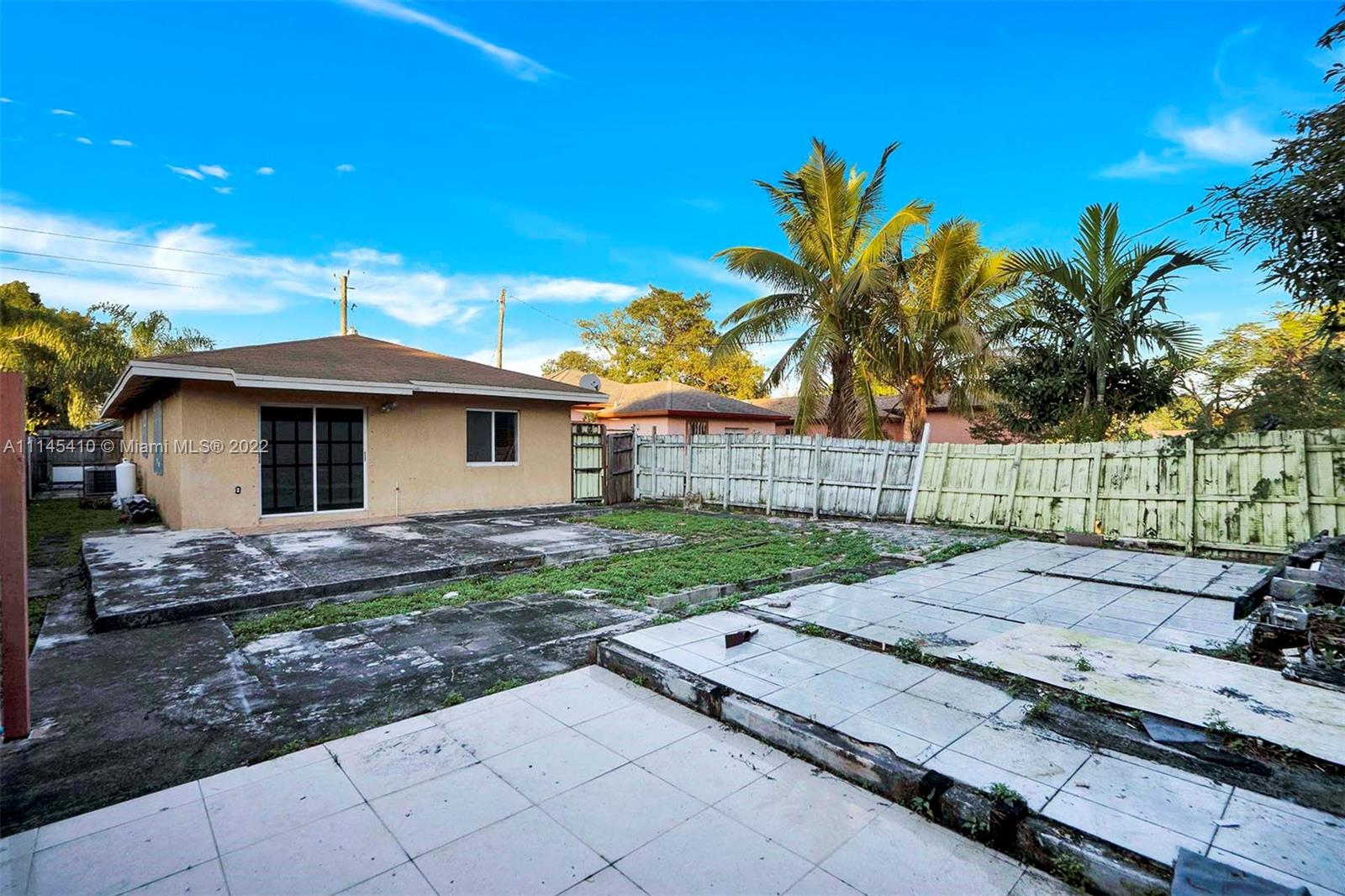 HIALEAH HEIGHTS - Residential