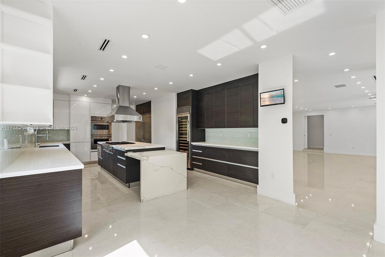 COCOPLUM SEC 1 - Residential