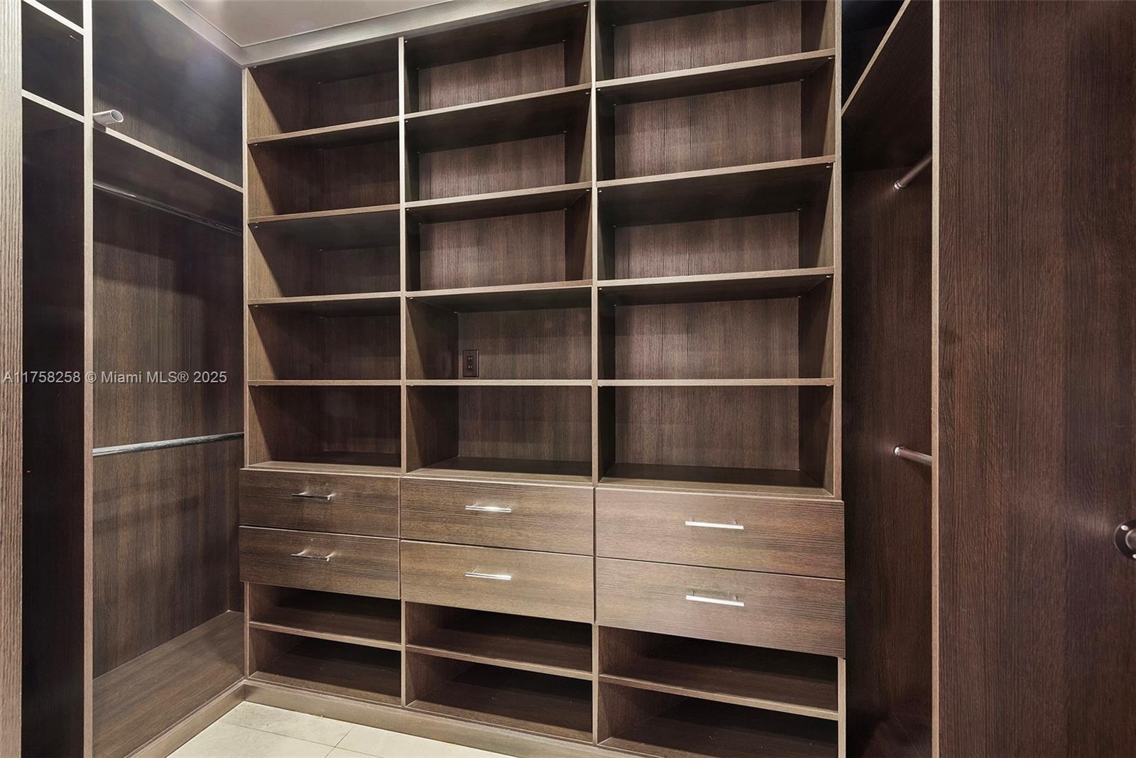 COCOPLUM SEC 1 - Residential