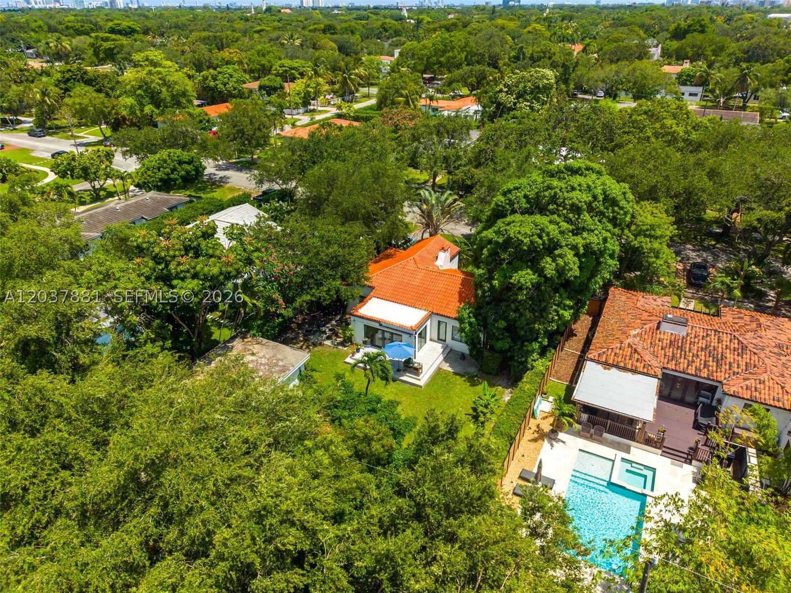 MIAMI SHORES SEC 5 - Residential