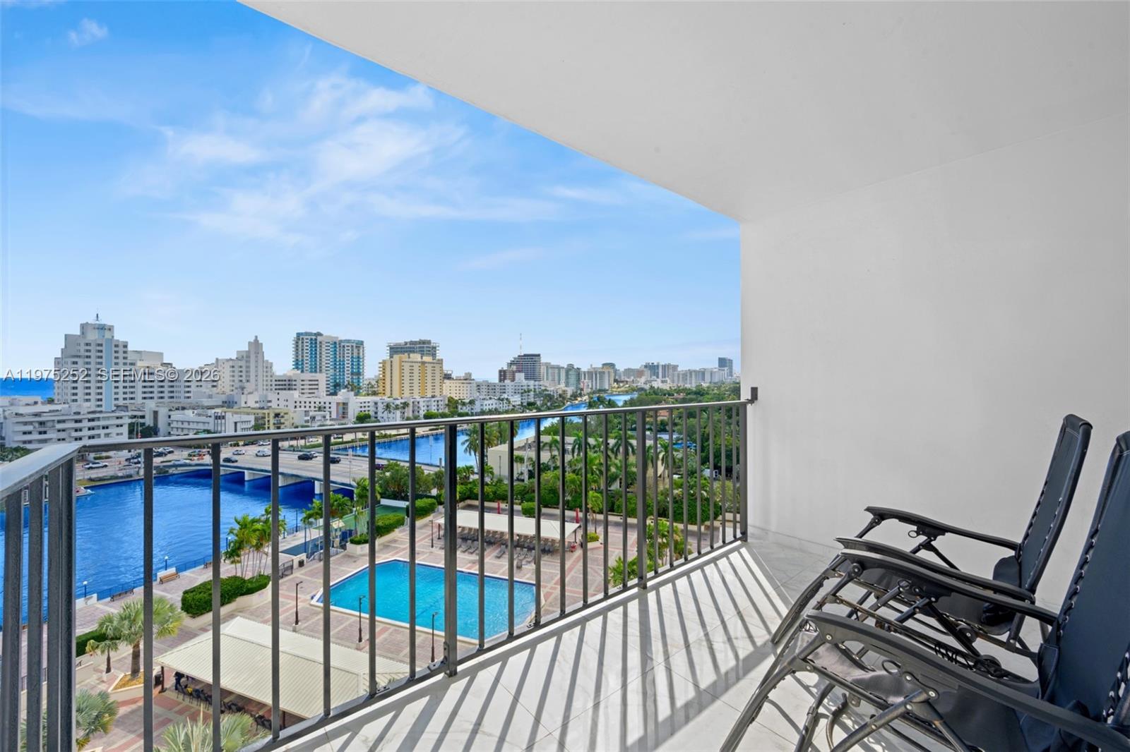 TOWER FORTY ONE CONDO - Residential