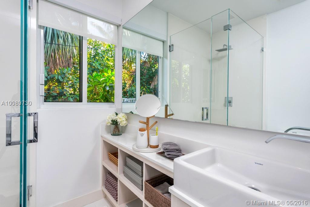 Di Lido Island - Residential