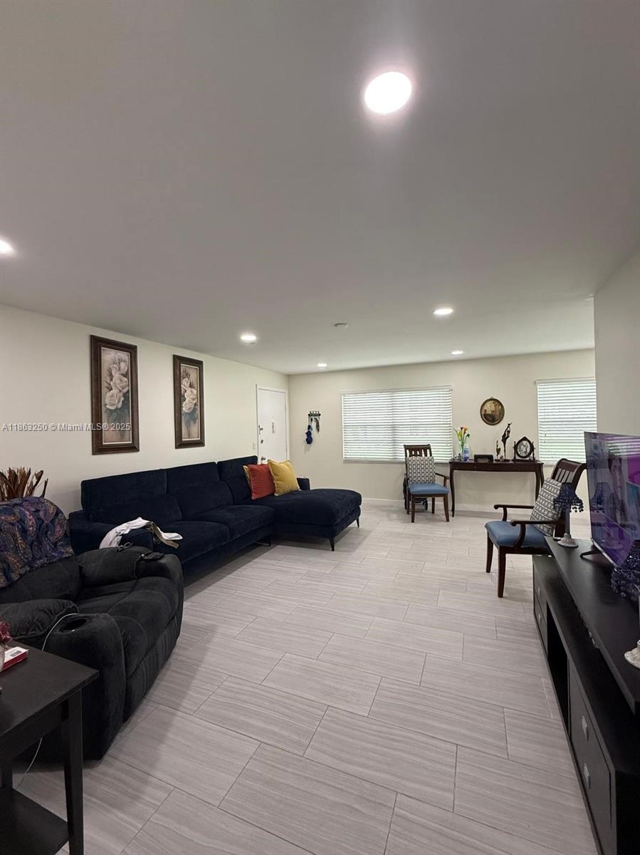 NEW HAMPTON AT CENTURY VI - Residential