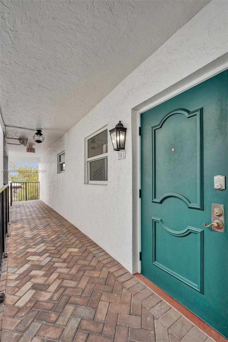 LAS OLAS MANOR 2 CONDO - Residential