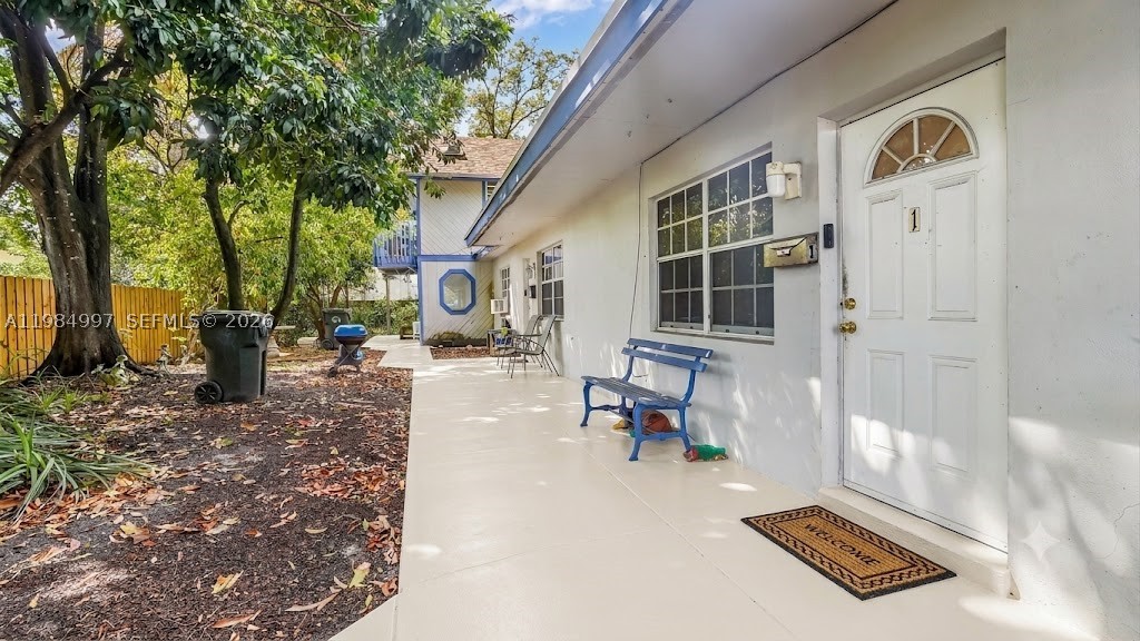 OAKLAND PARK SECOND ADD - Residential Income