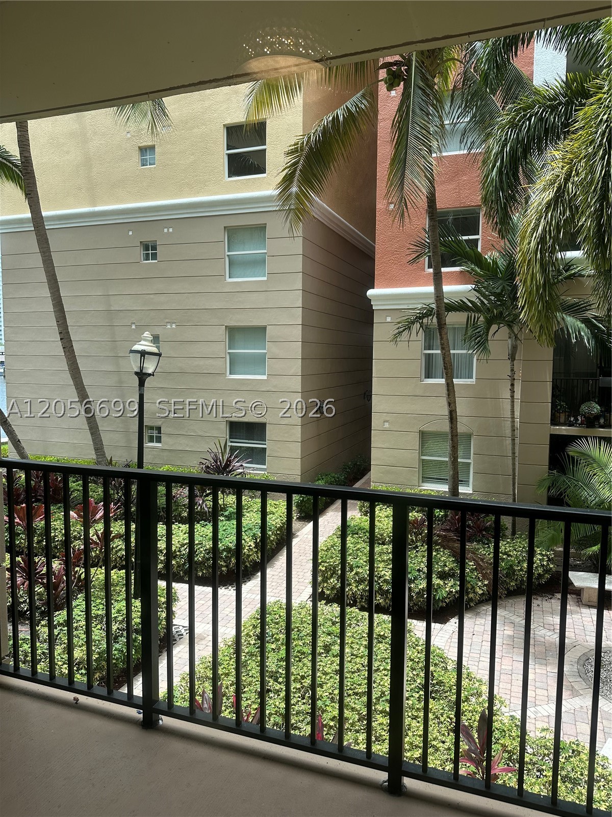 PORTO BELLAGIO CONDO - Residential Lease