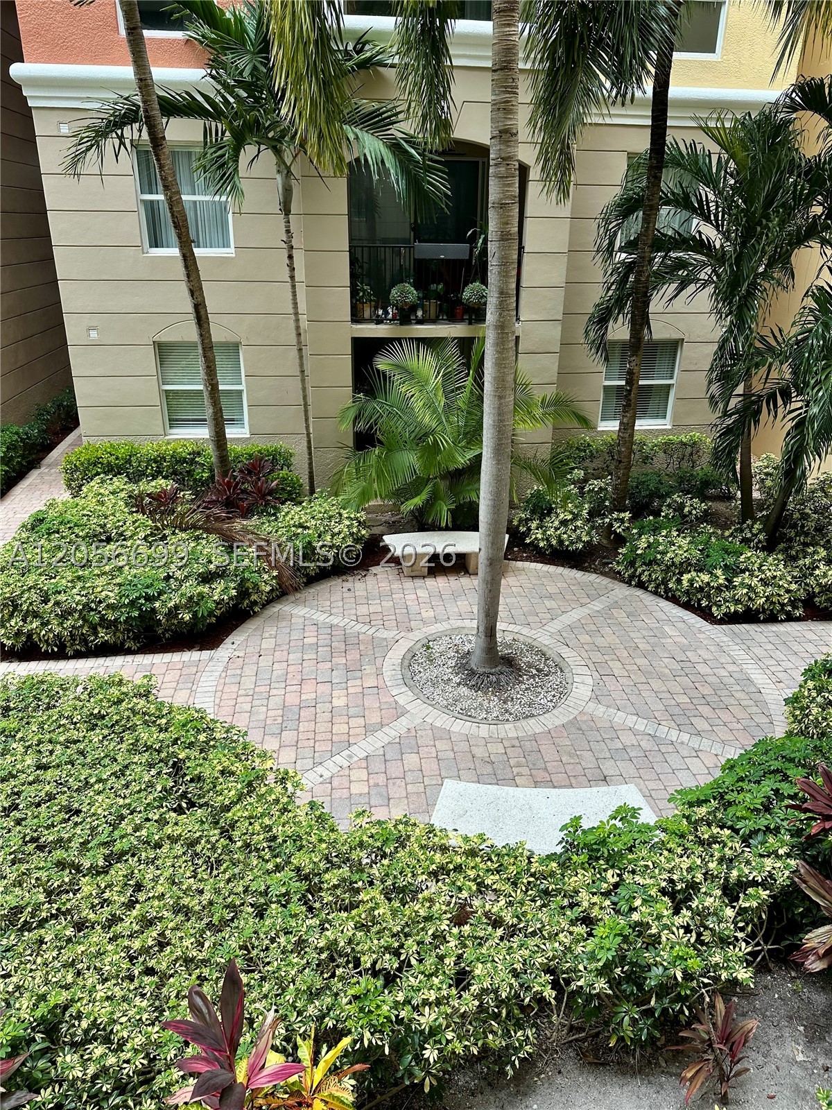 PORTO BELLAGIO CONDO - Residential Lease