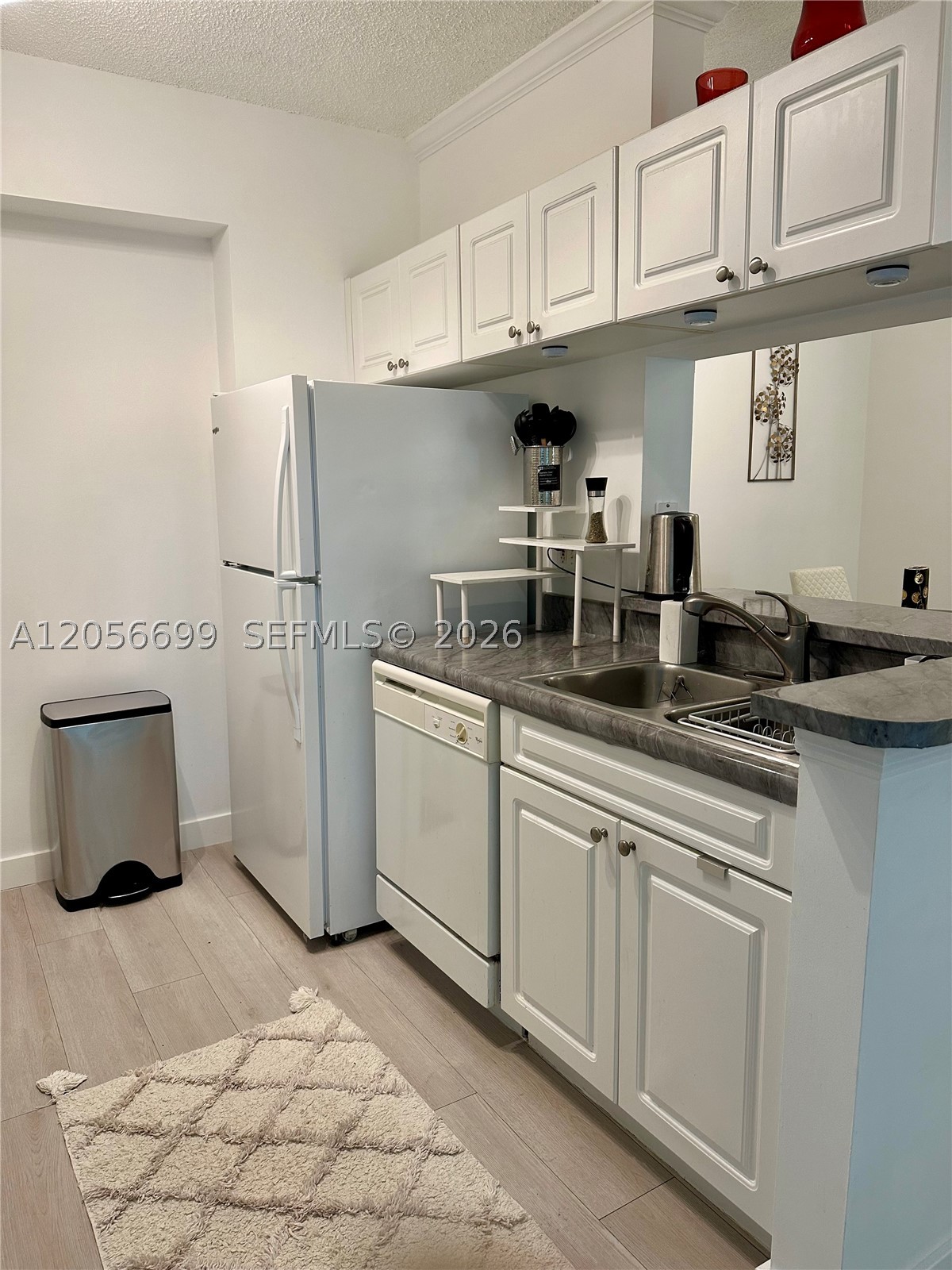 PORTO BELLAGIO CONDO - Residential Lease