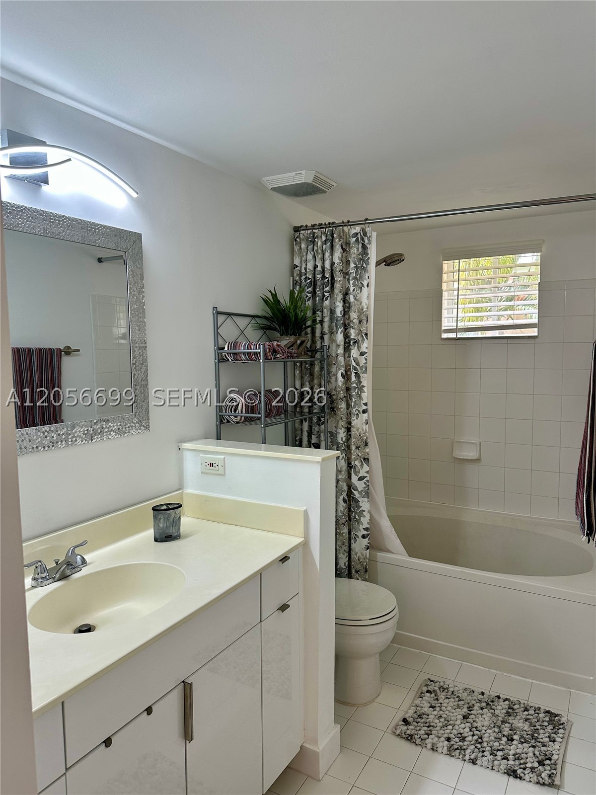PORTO BELLAGIO CONDO - Residential Lease