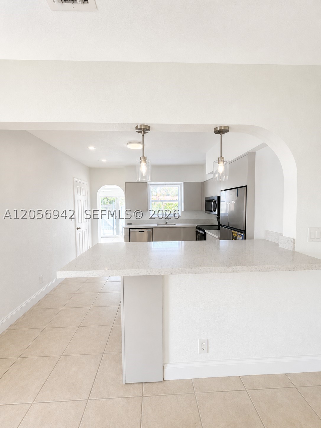 DIXIE GARDENS - Residential