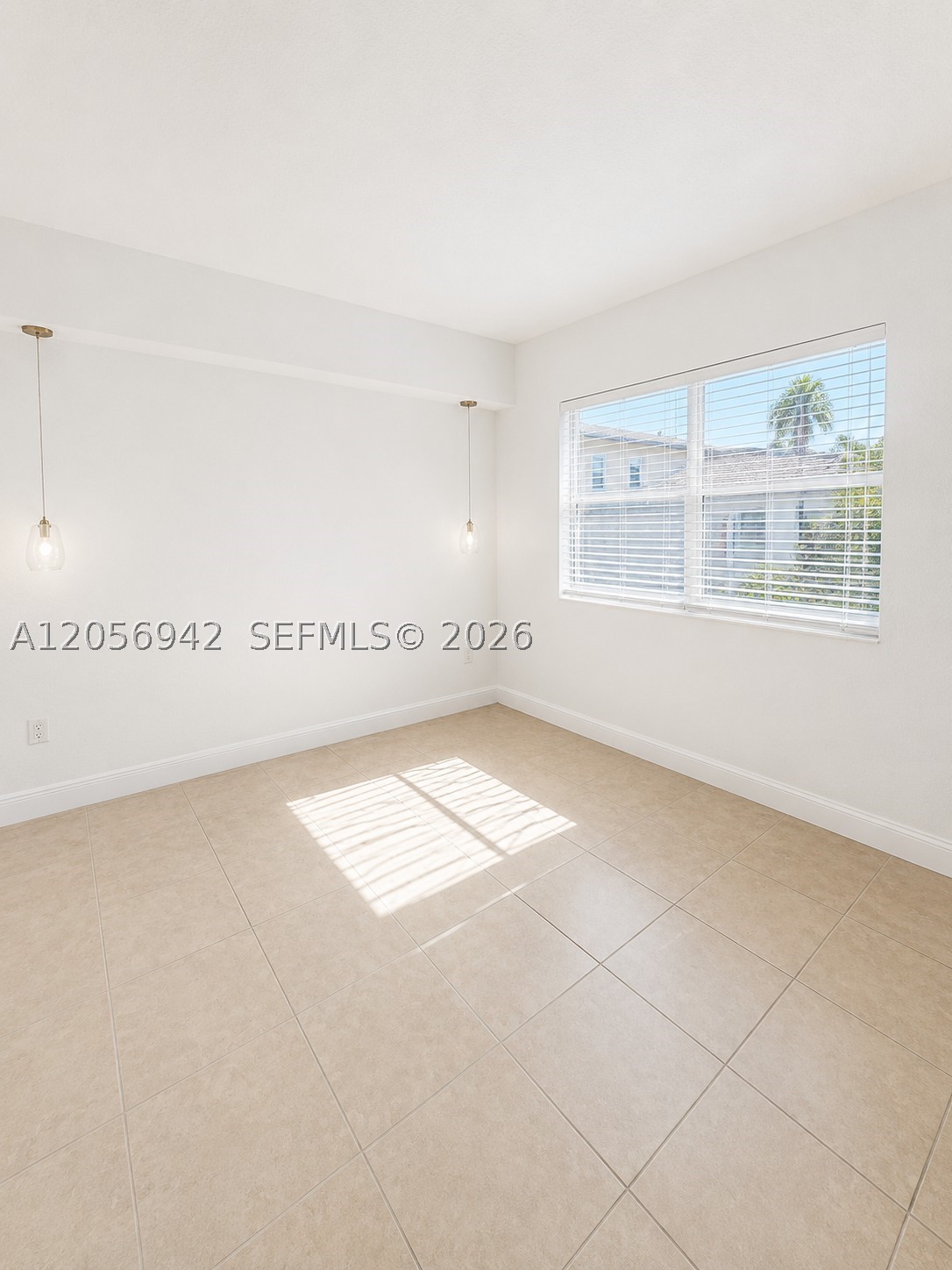 DIXIE GARDENS - Residential