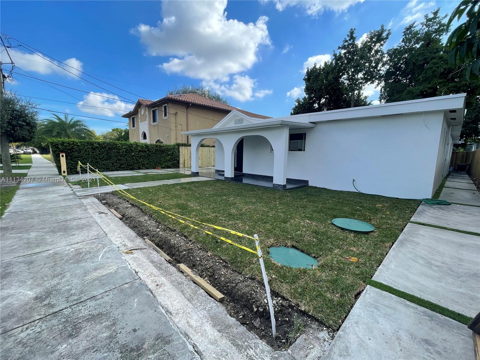 TAMIAMI GROVES NO 2 - Residential Income