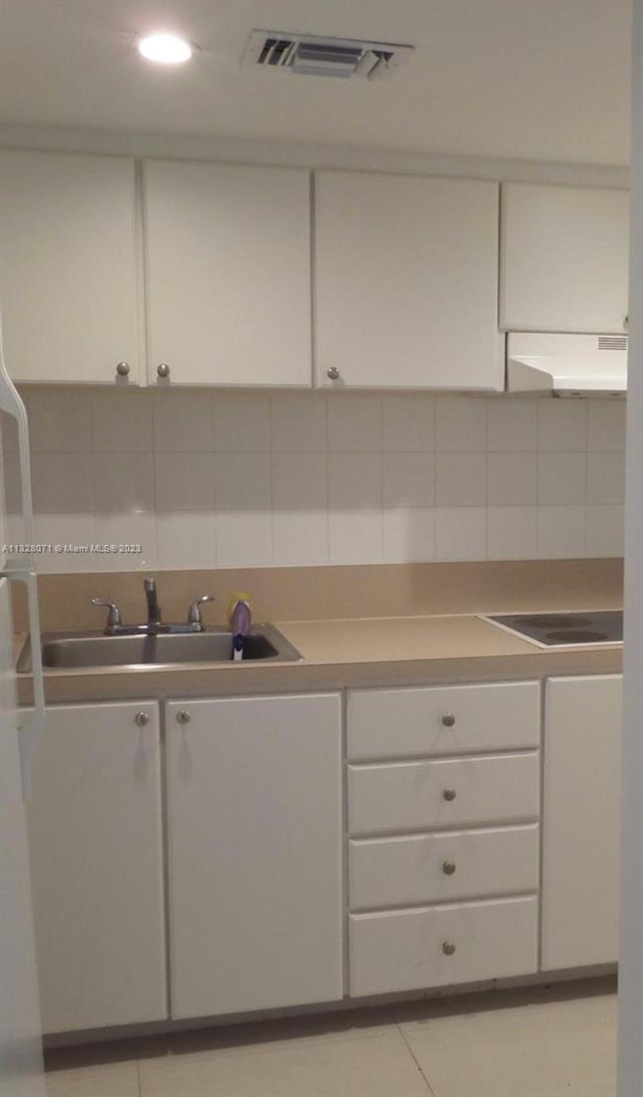 MIRADOR 1000 CONDO - Residential
