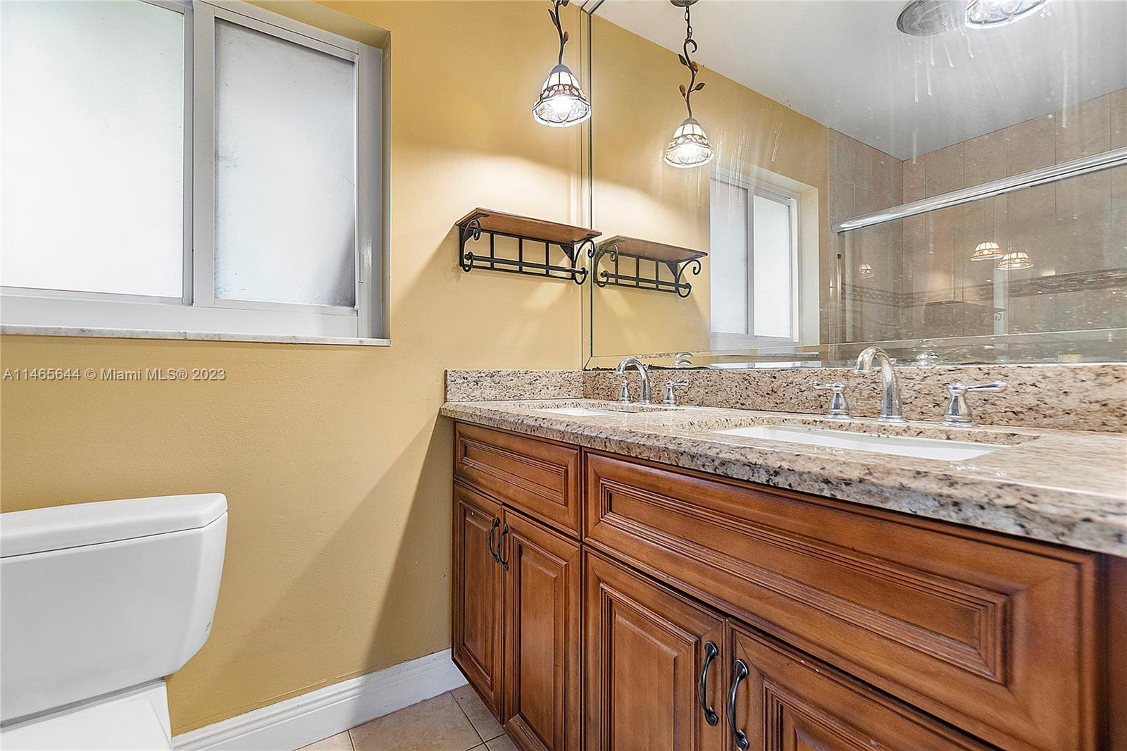 CORAL SPRINGS HILLS - Residential