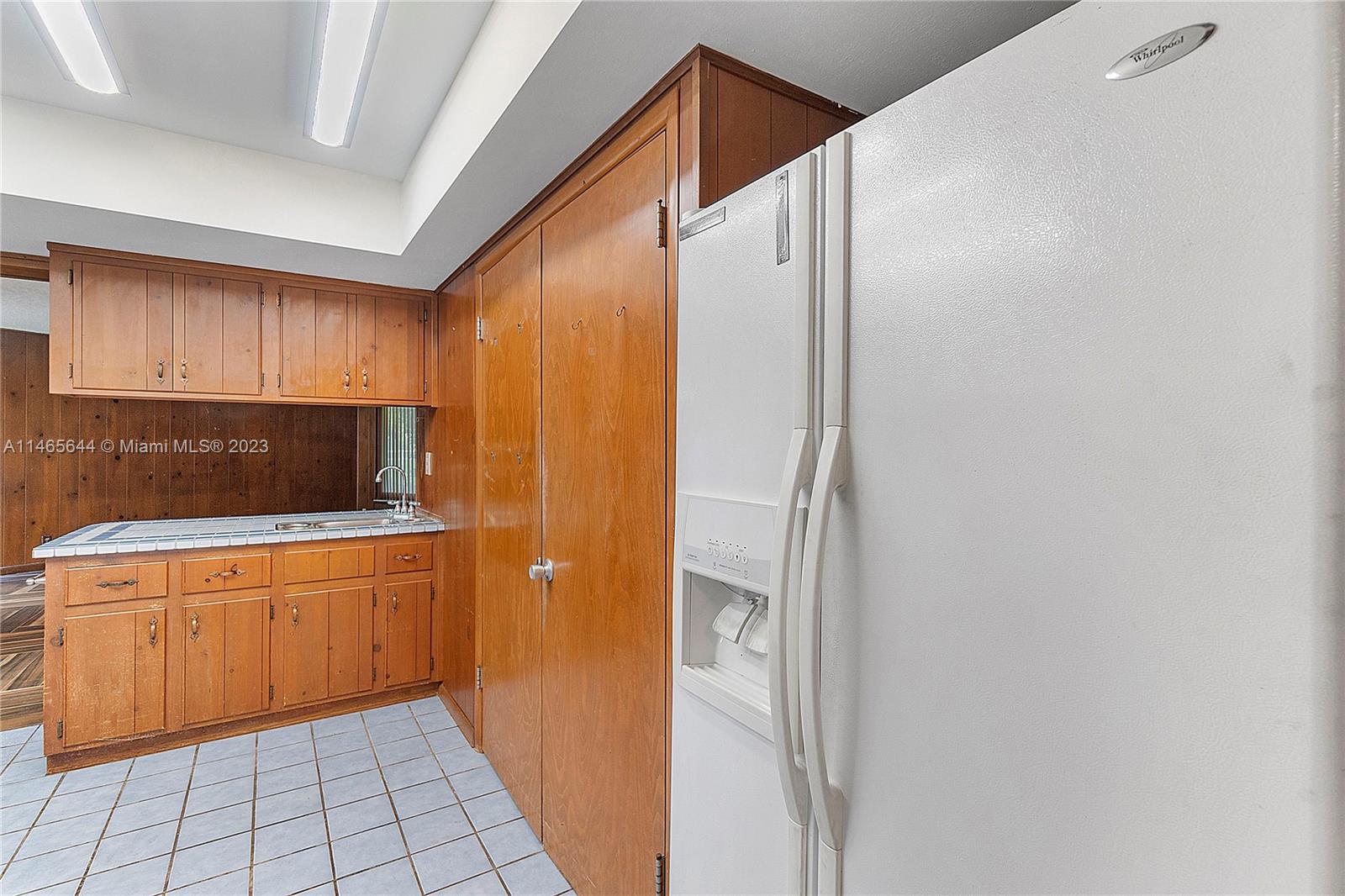 CORAL SPRINGS HILLS - Residential