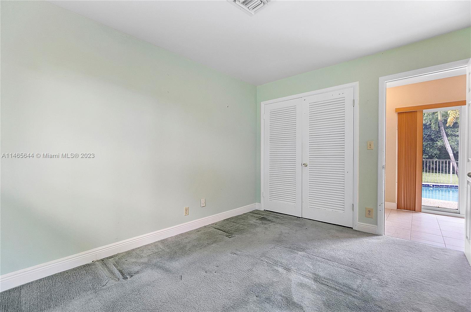 CORAL SPRINGS HILLS - Residential